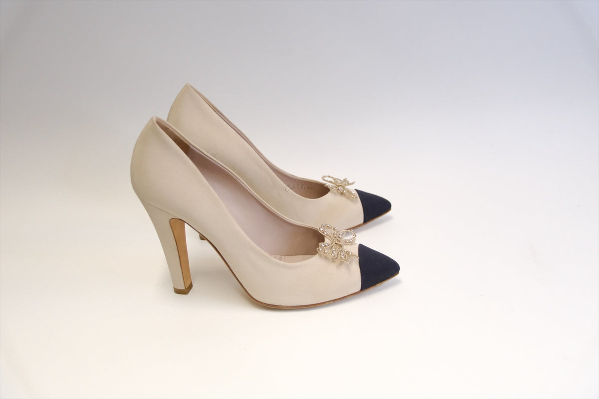 CHANEL PUMP CRYSTAL