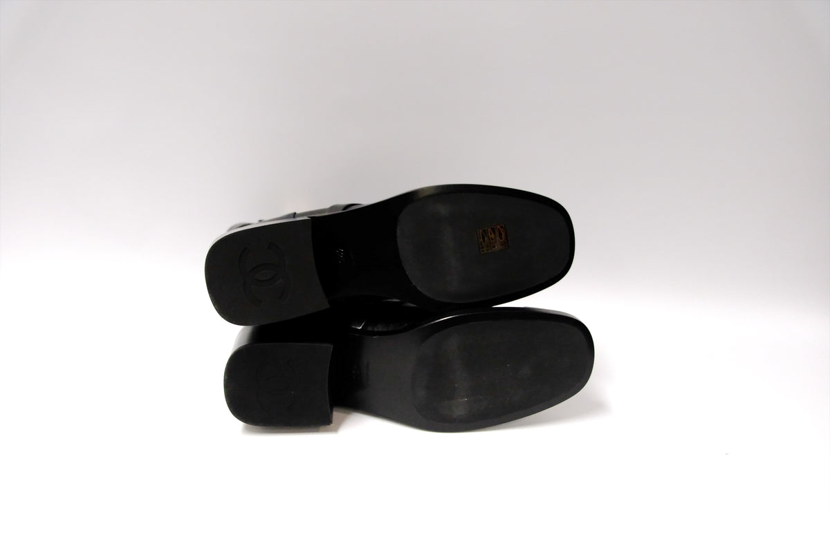 CHANEL BLACK BOOTS LAMBSKIN CC LOGO SIZE 42