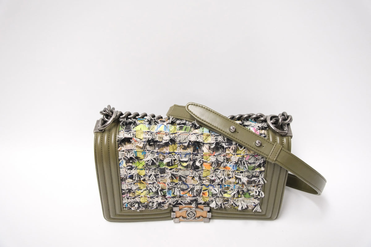 CHANEL OLD MEDIUM BOY TWEED RHW