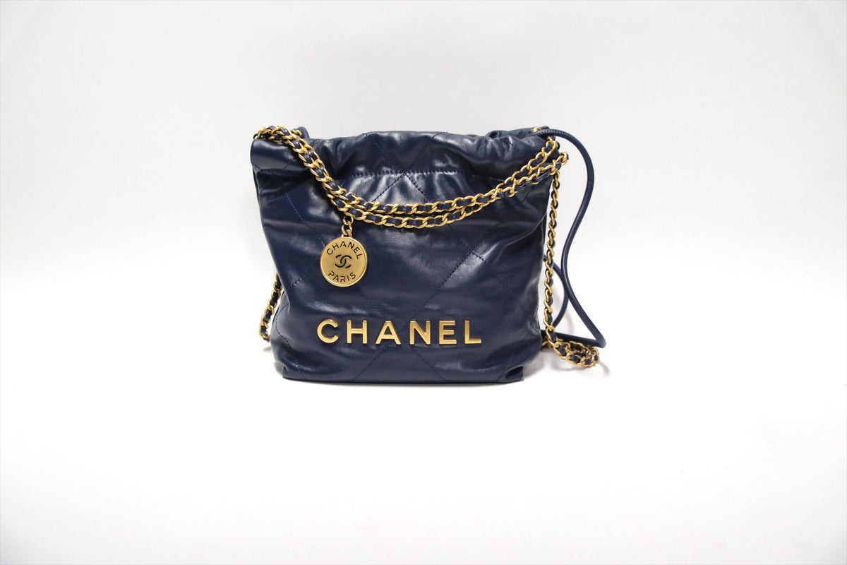 CHANEL C22 MINI NAVY