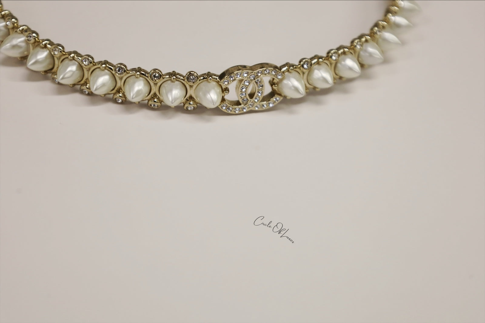 CHANEL COCO MARK A22C CHOKER  PEARL CHAMPAGNE GOLD