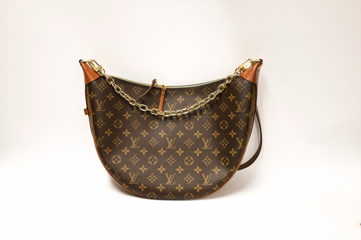 LOUIS VUITTON LOOP HOBO