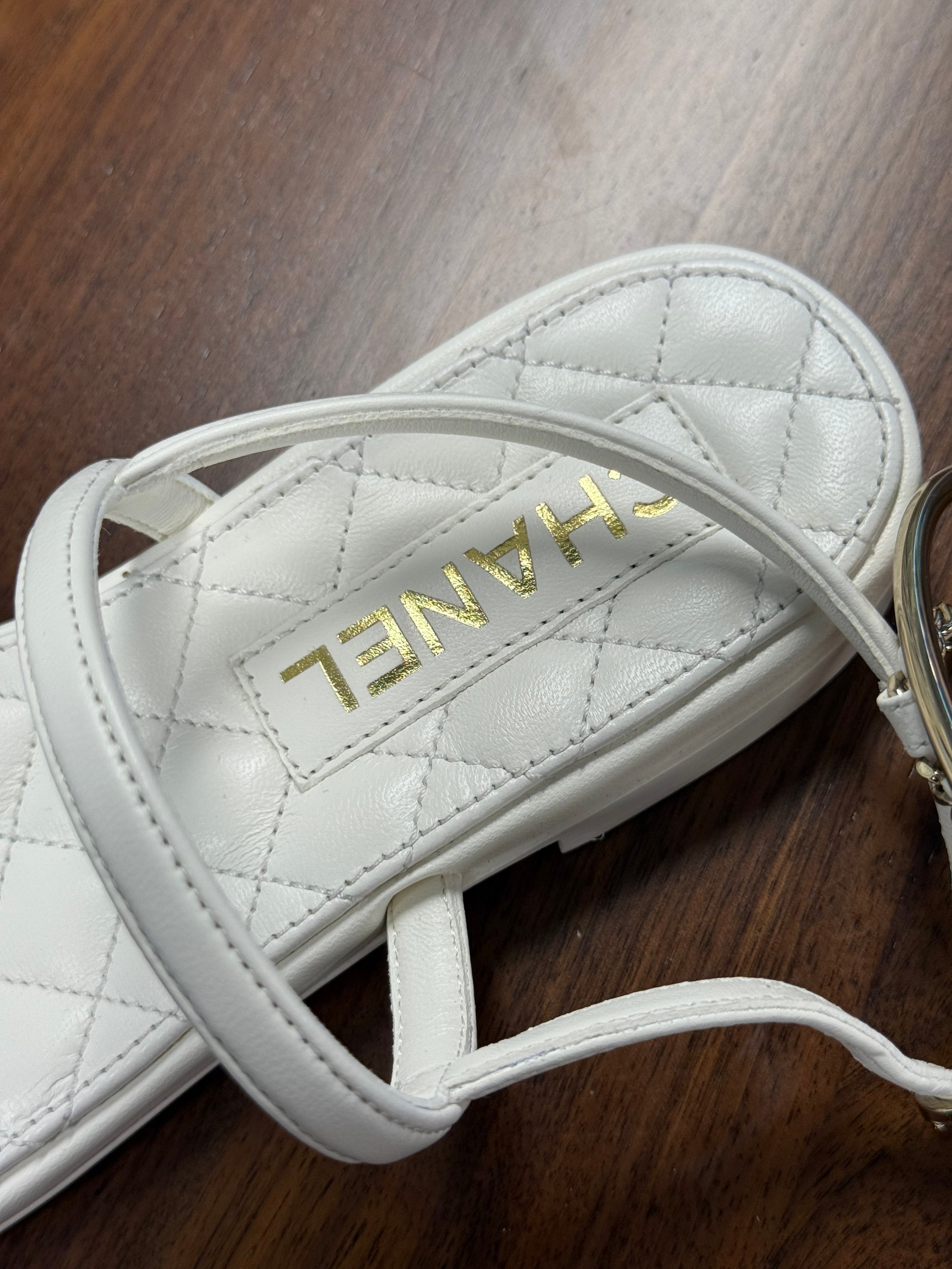 CHANEL WHITE SANDAL 36C