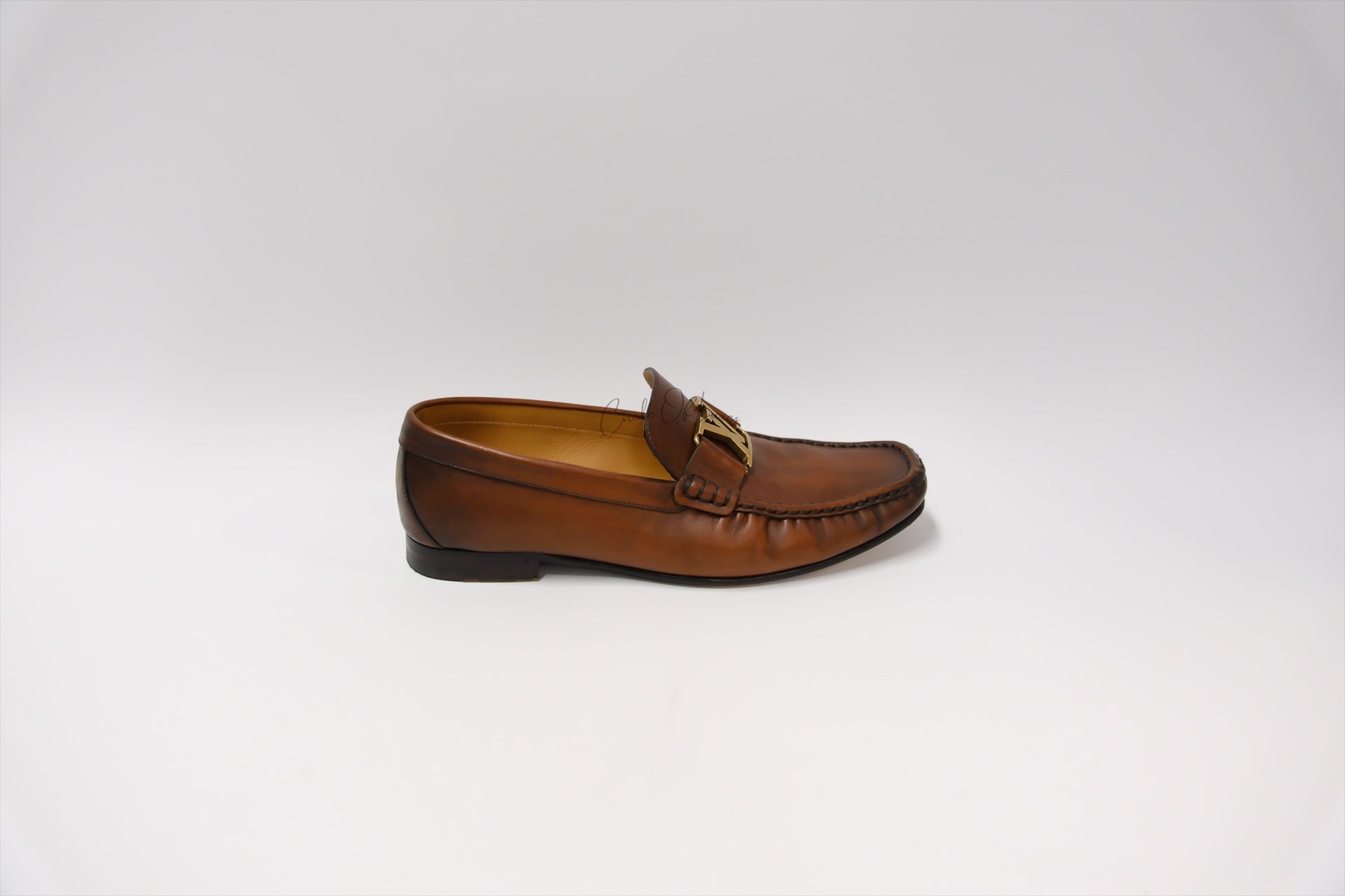 LOUIS VUITTON BROWN LOAFER SIZE 6