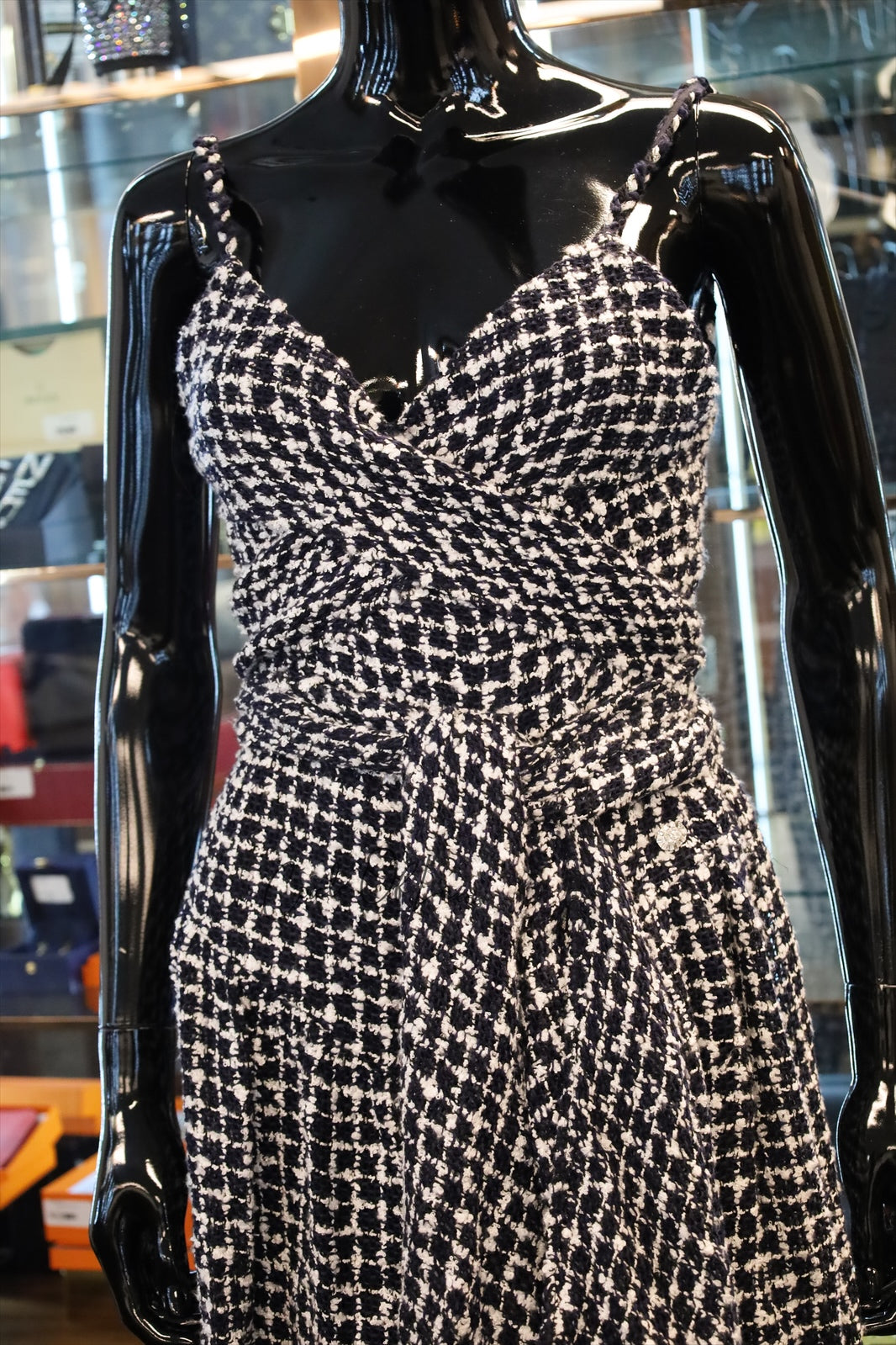 CHANEL 23C ASYMMETRICAL HEM TWEED 36FR