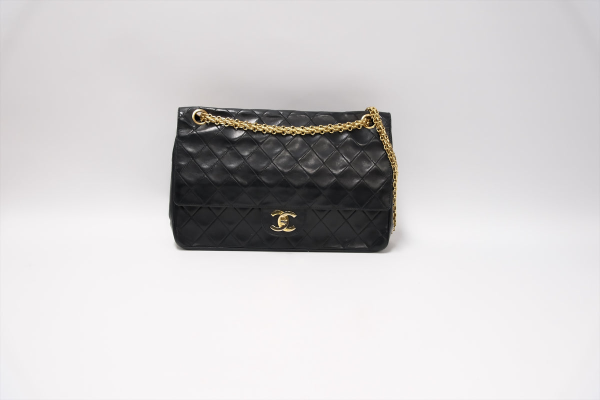CHANEL BLACK LAMBSKIN MEDIUM FLAP BAG