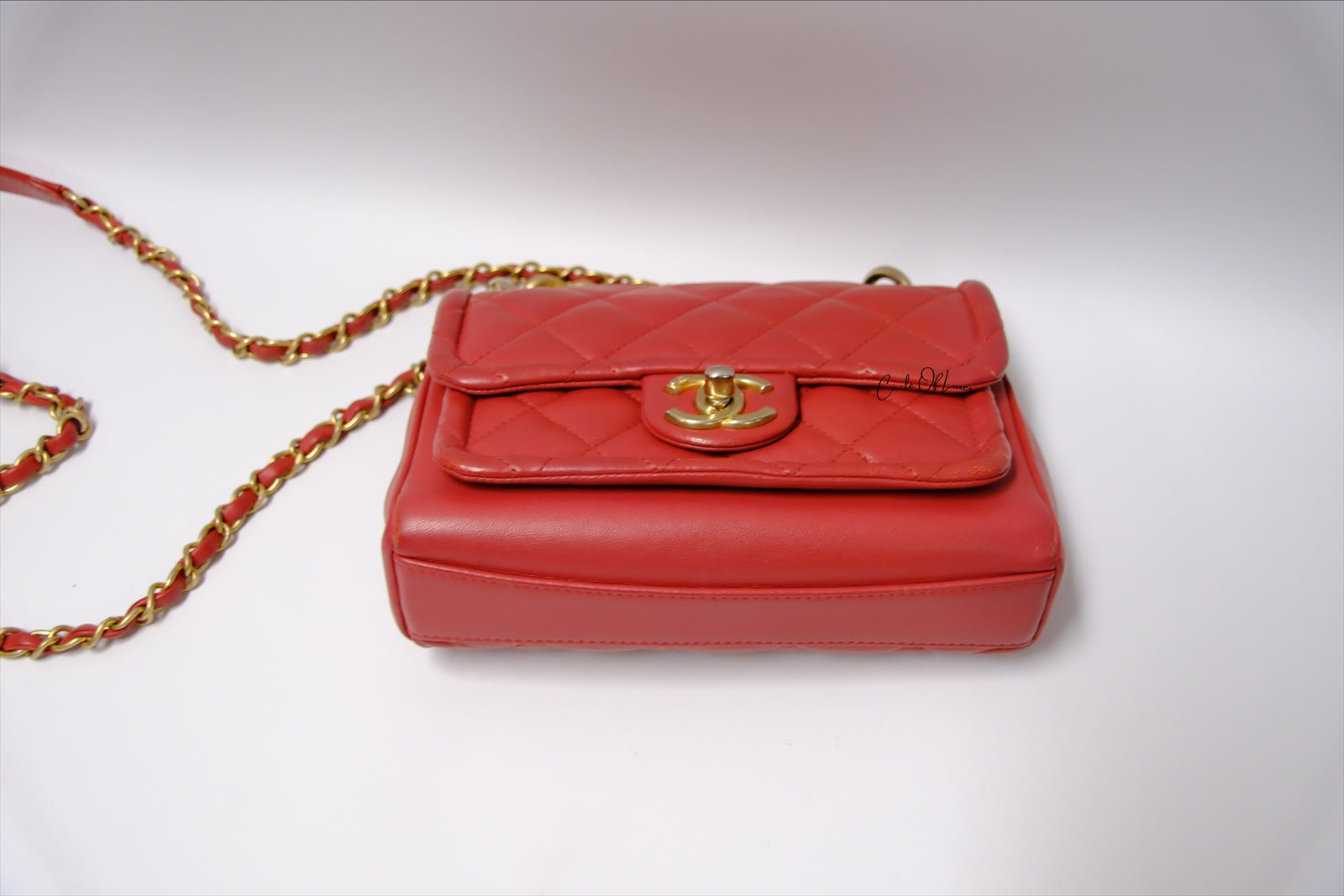 CHANEL CHAIN LINKED CC FLAP LAMSKIN RED GAHW
