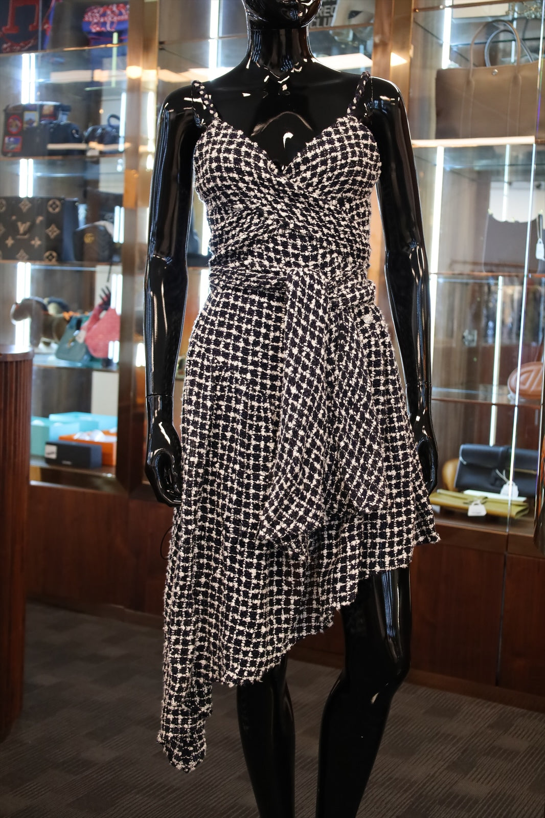 CHANEL 23C ASYMMETRICAL HEM TWEED 36FR