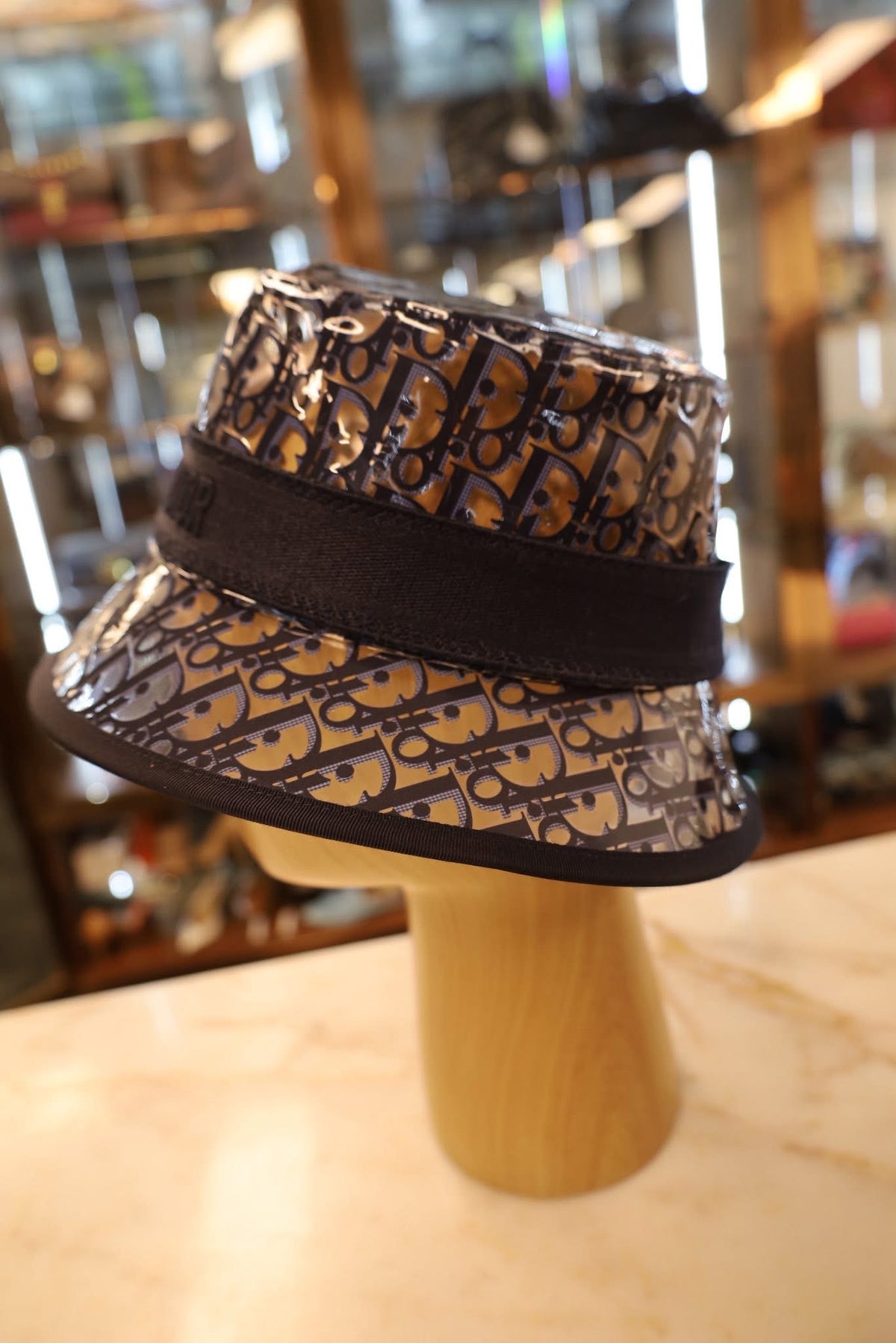 CHRISTIAN DIOR POLYURETHAN MARINE PVC BUCKET HAT SIZE 58