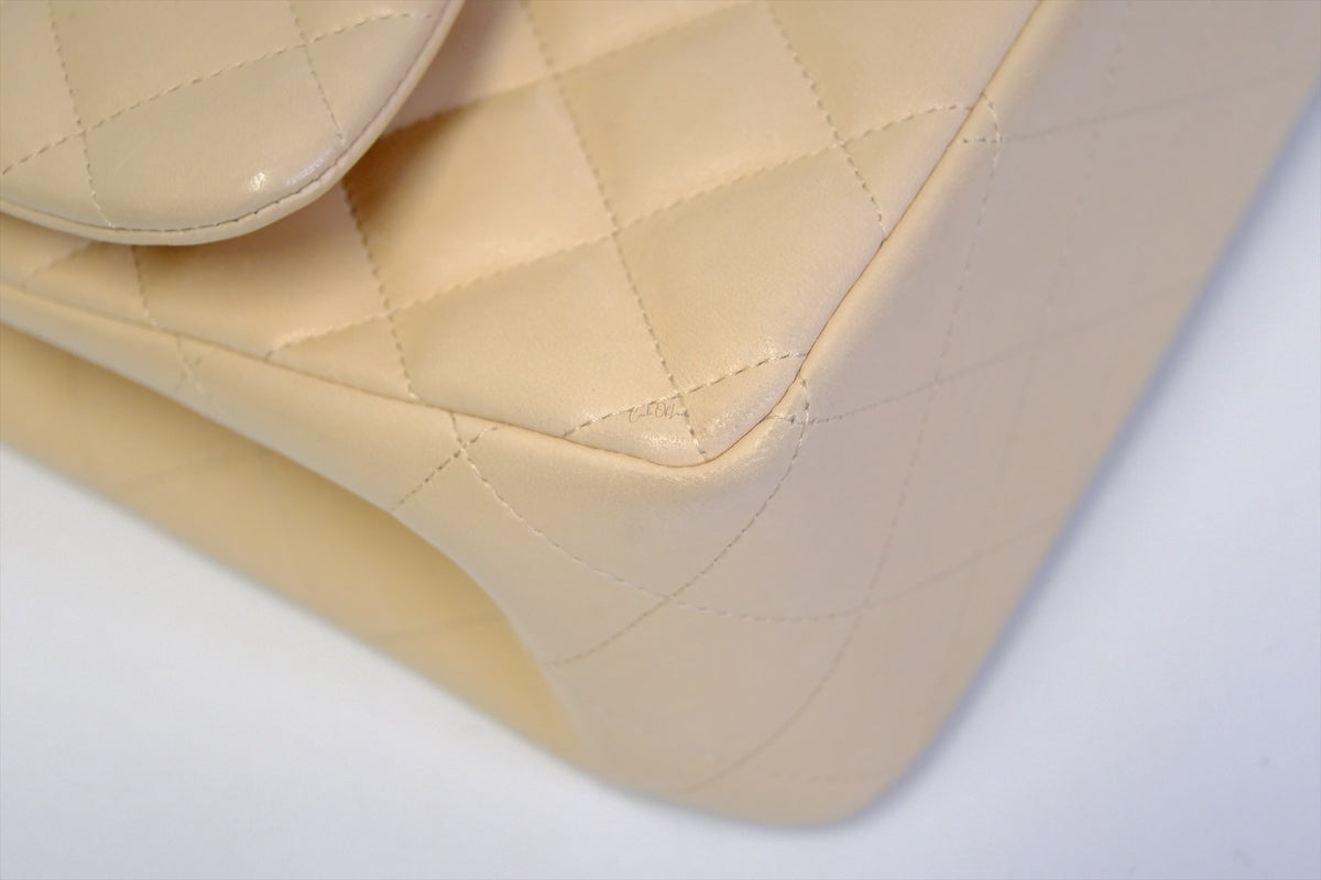 CHANEL JUMBO CLASSIC FLAP BEIGE LAMBSKIN SHW