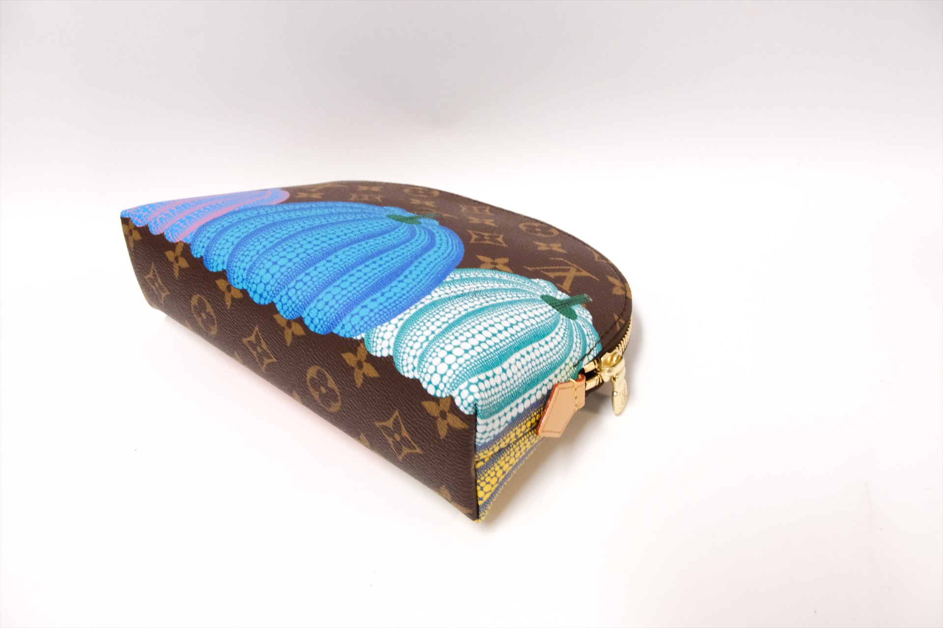 LOUIS VUITTON X YAYOI KUSAMA “PUMKIN” COSMETIC POUCH SIZE GM
