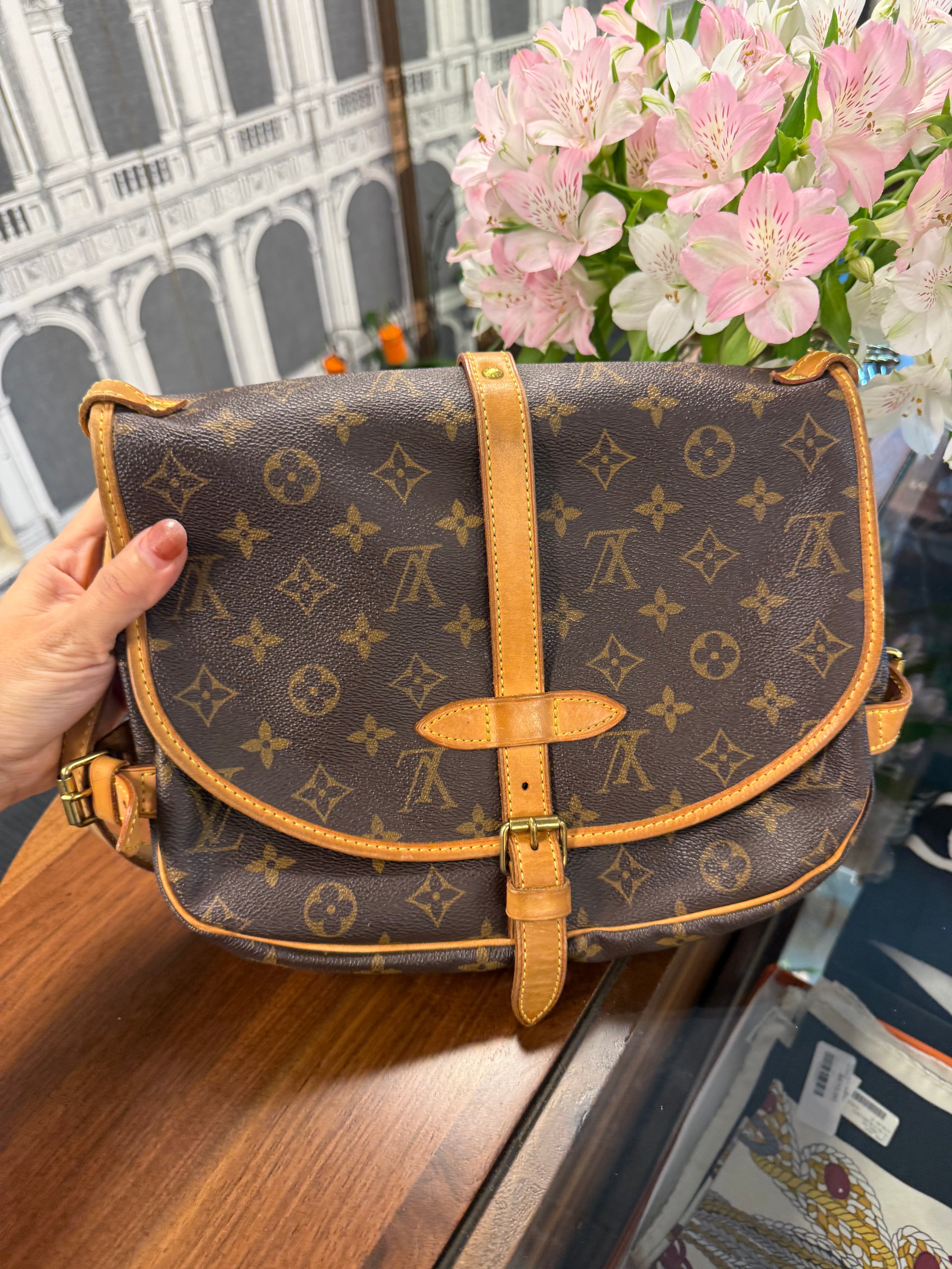 LOUIS VUITTON MONOGRAM