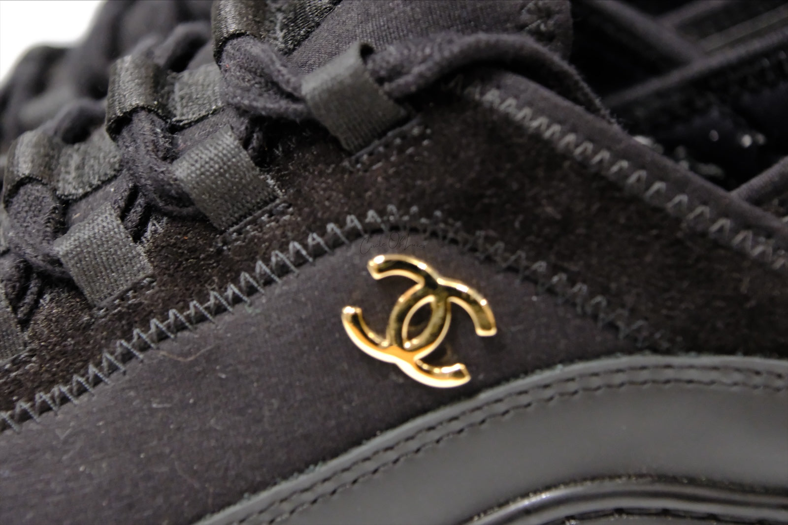 CHANEL CLASSIC SNEAKER 37.5