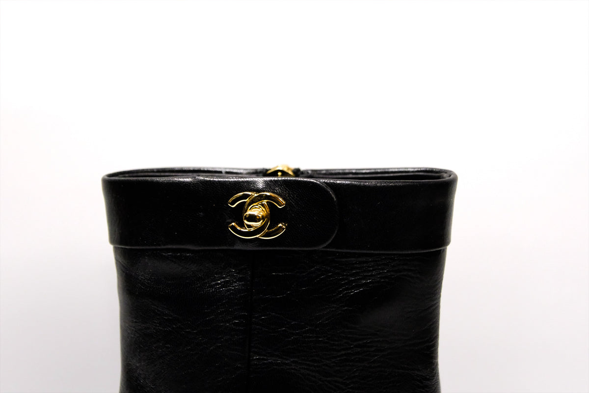 CHANEL BLACK BOOTS LAMBSKIN CC LOGO SIZE 42