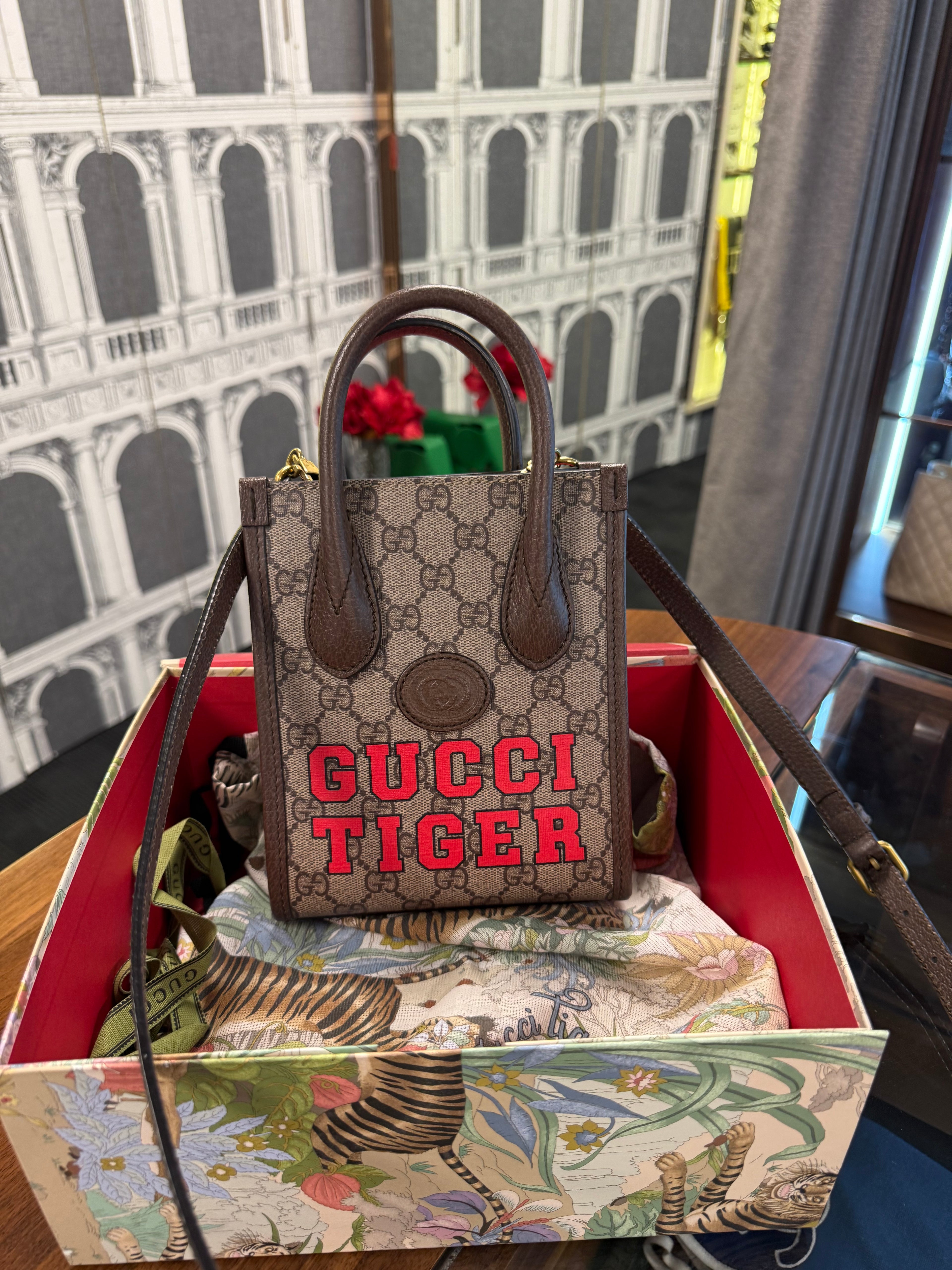 GUCCI Supreme Monogram Azalea Mini Retro Interlocking G Tote Bag Beige Ebony Brown Sugar