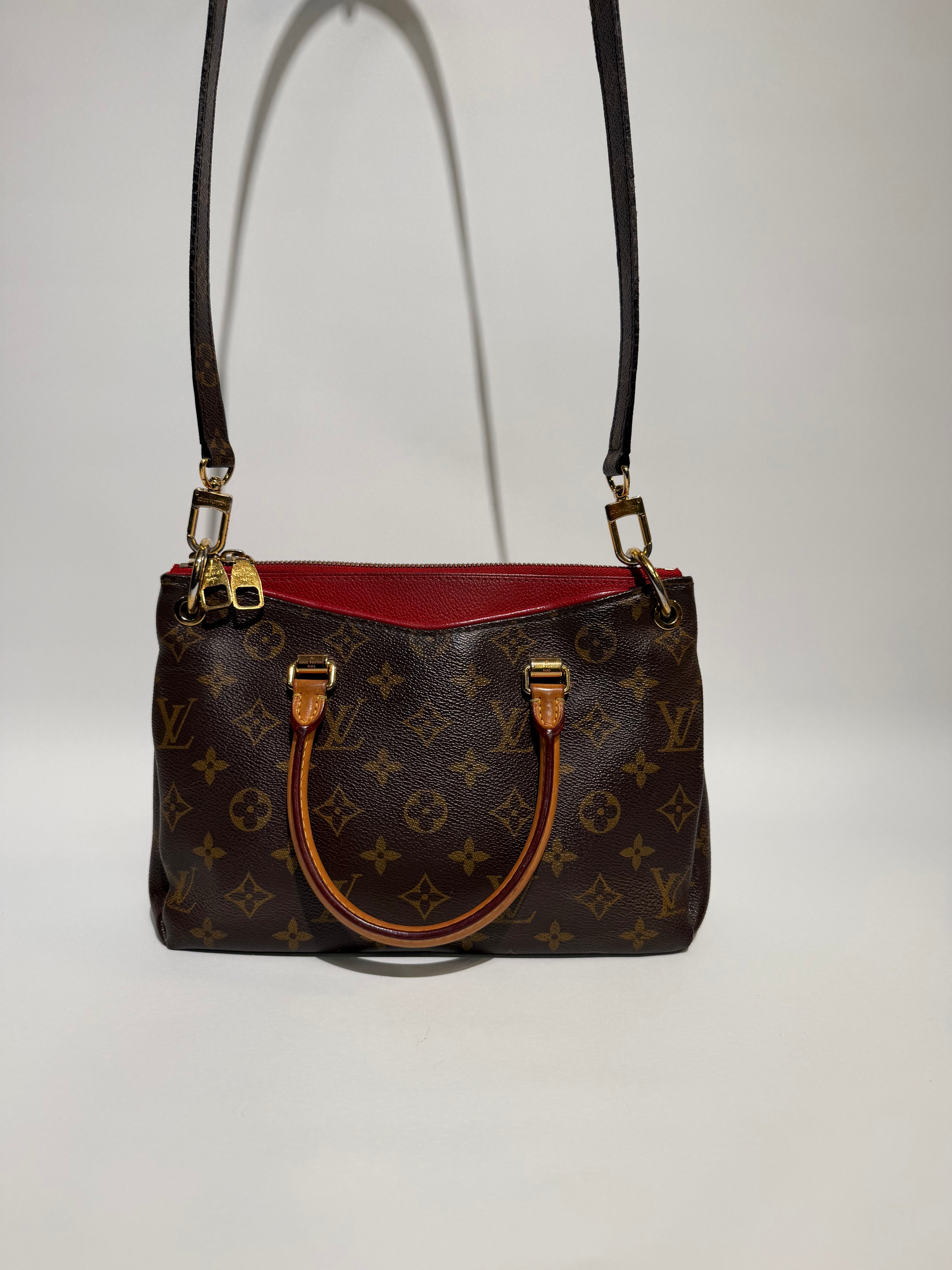 LOUIS VUITTON PALLAS BB MONOGRAM /RED