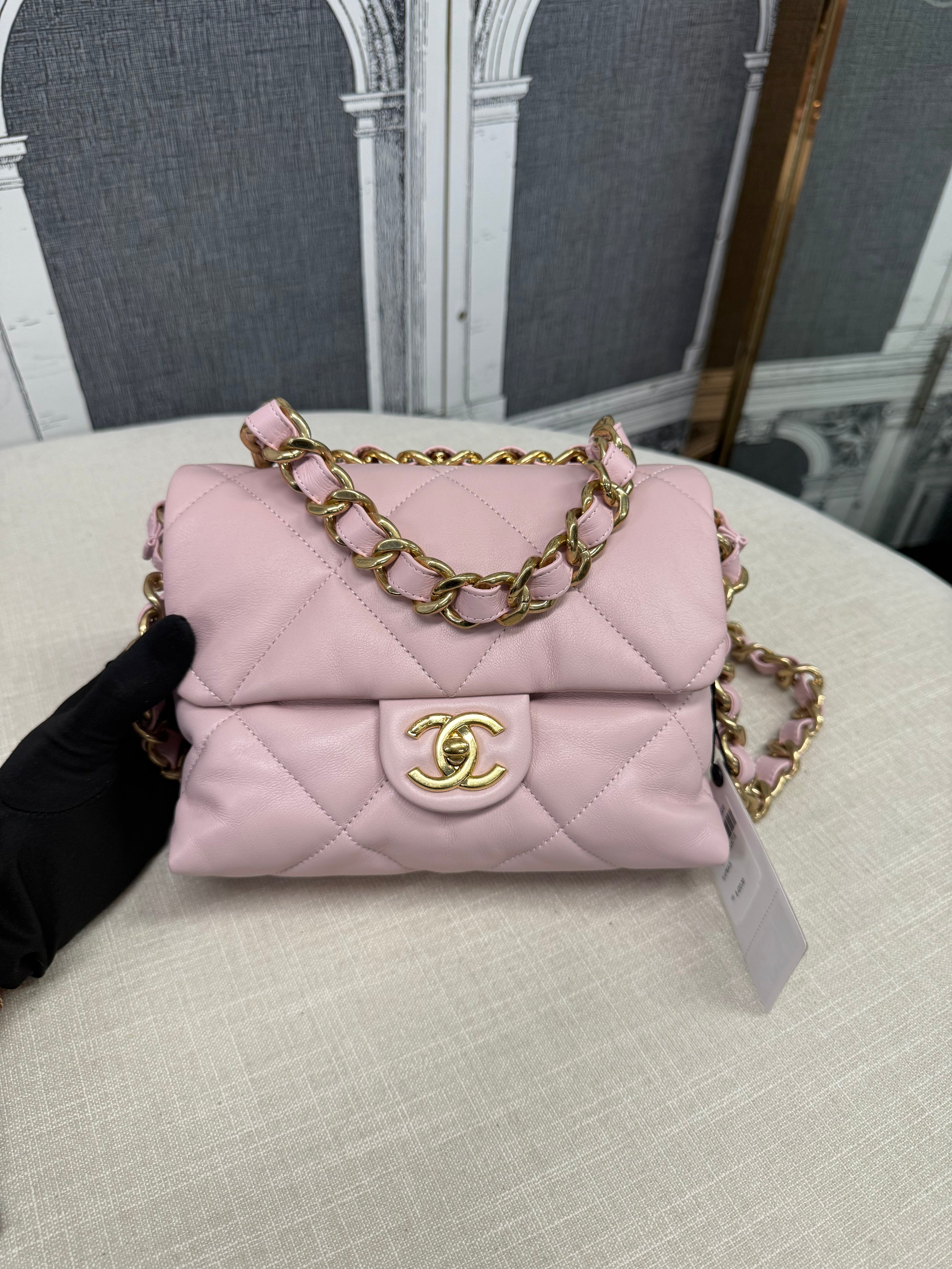 CHANEL SEASONAL FLAP  PINK
