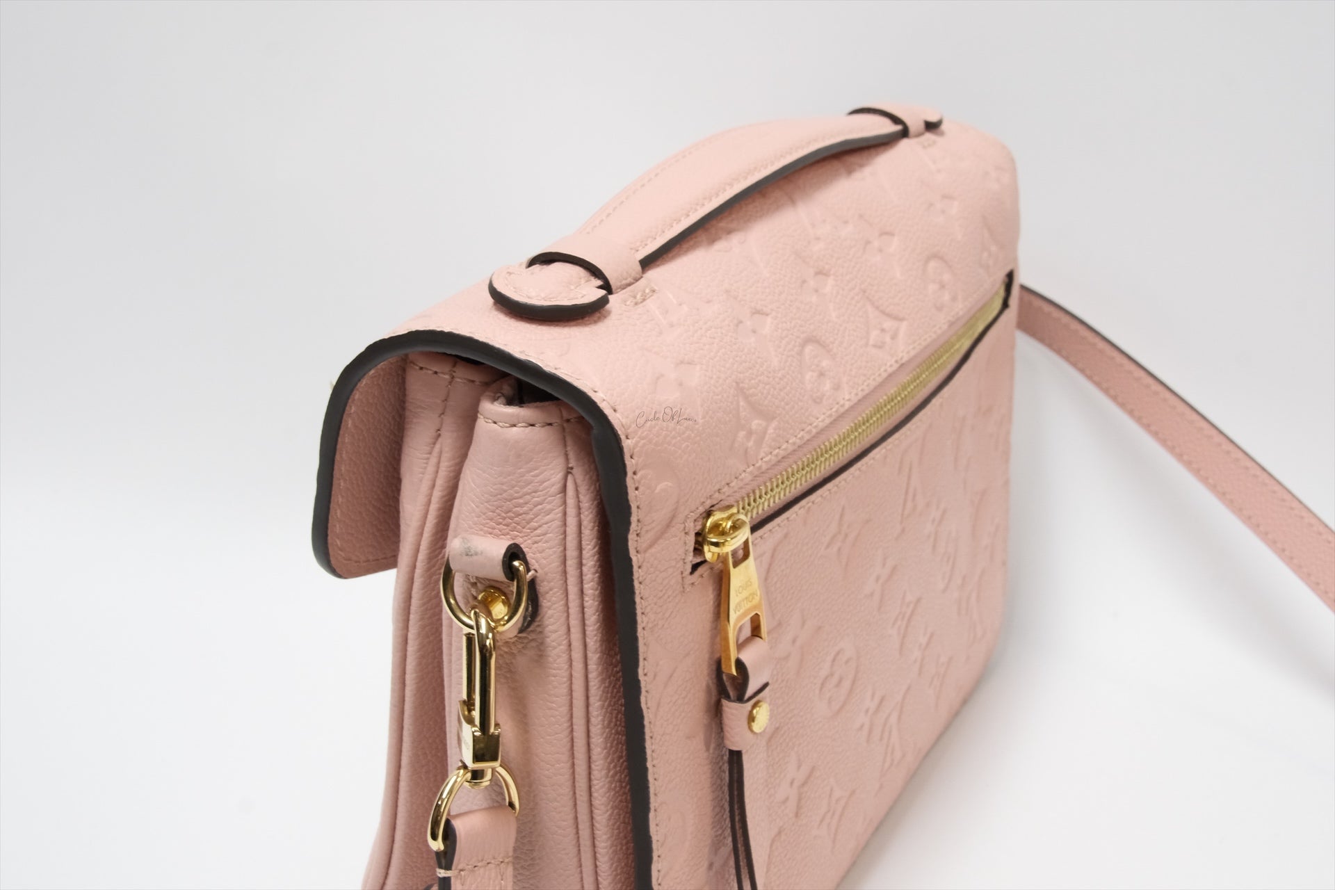 LOUIS VUITTON POCHETTE METIS EMPREINTE ROSE