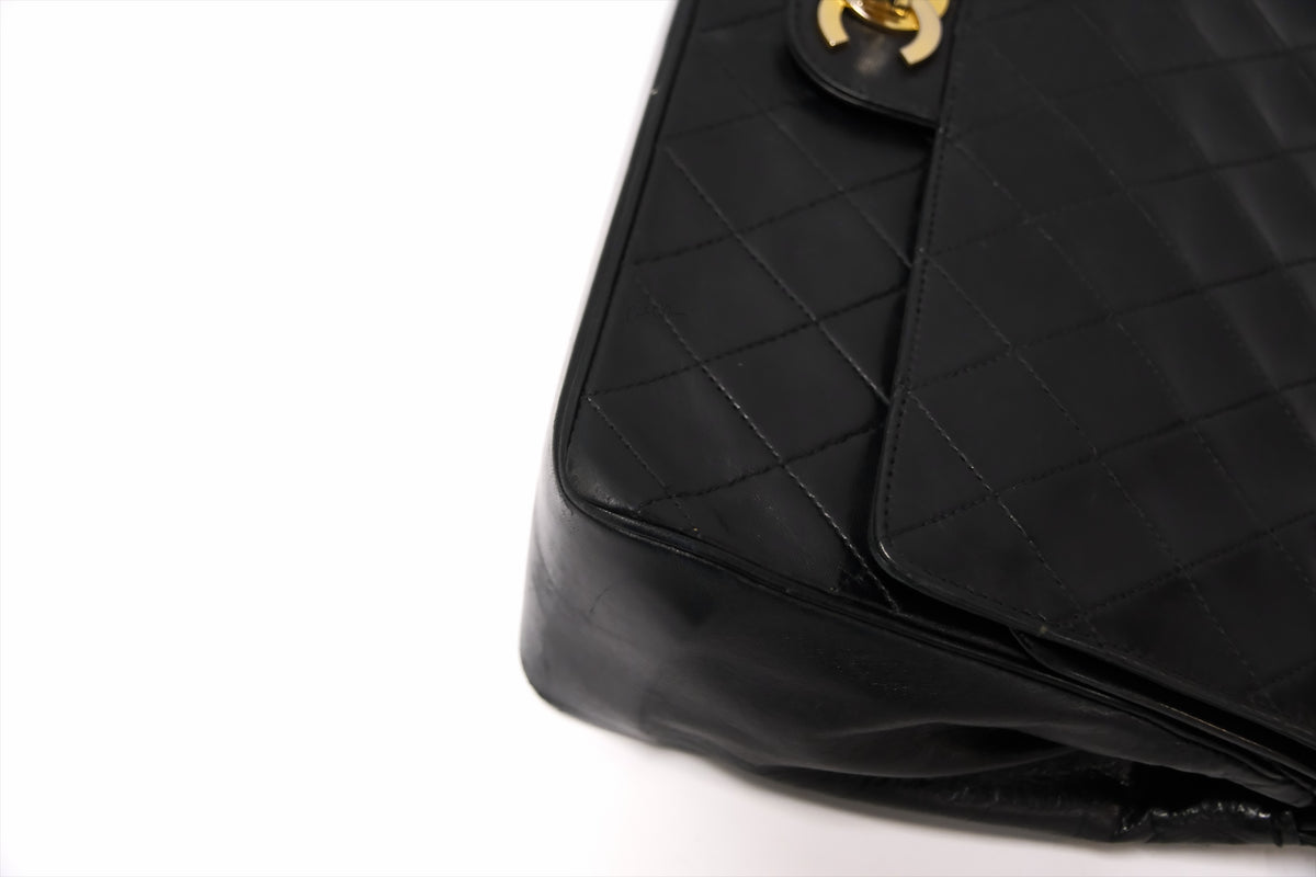 CHANEL BLACK LAMBSKIN MEDIUM FLAP BAG