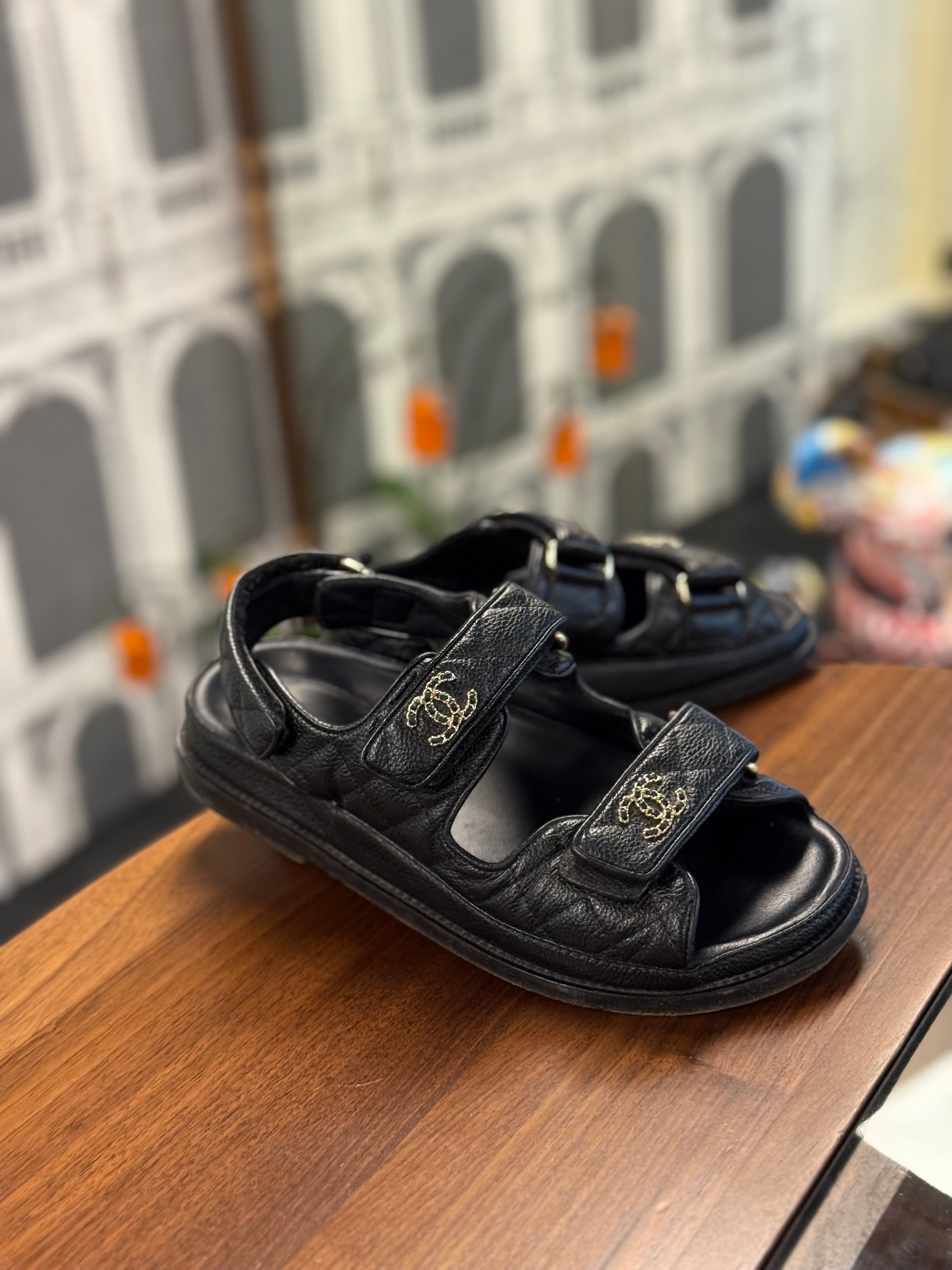 DAD SANDAL BLACK CAVIAR SIZE 37C