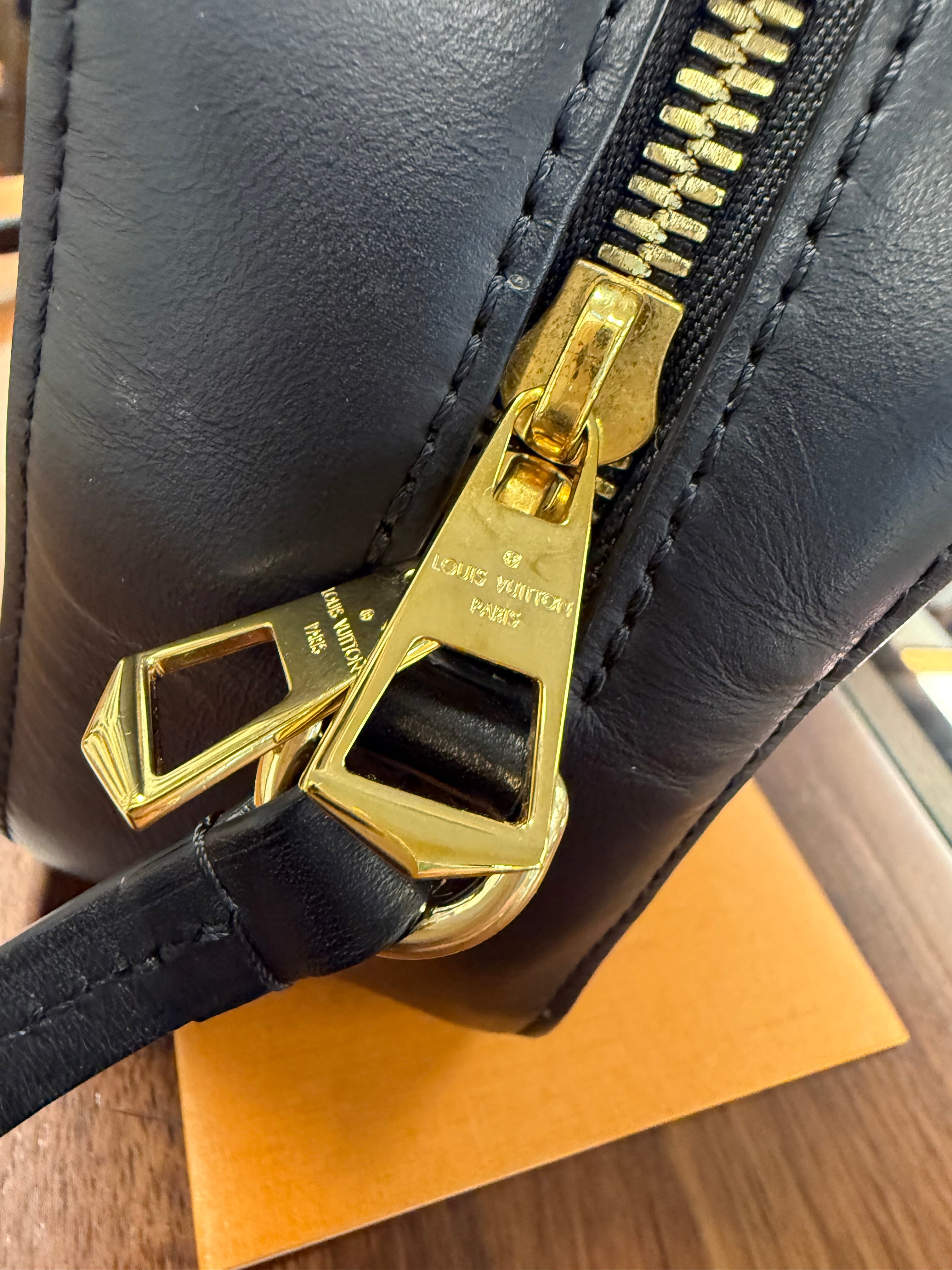 LOUIS VUITTON SAINTONGE MONOGRAM NOIR