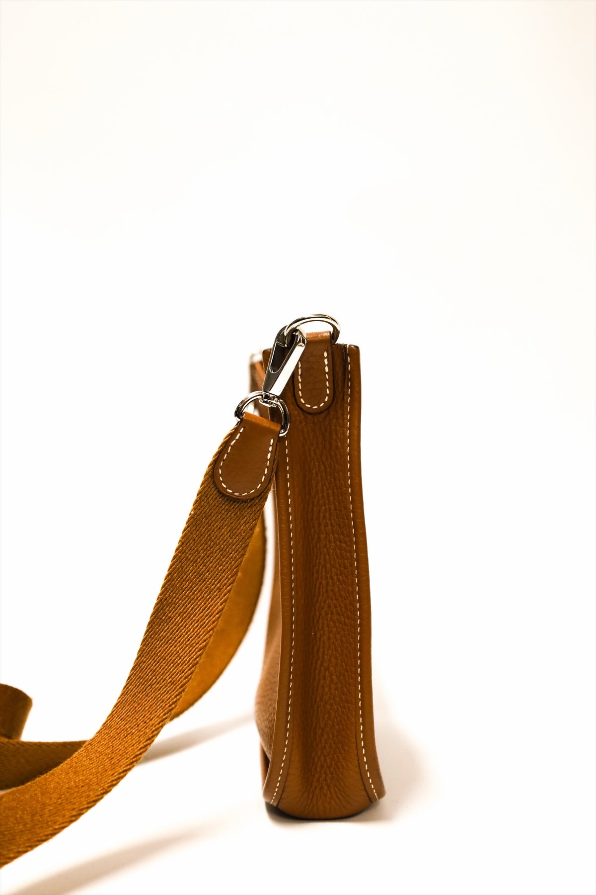 Hermès Evelyne 16 Amazone (TPM) Gold Taurillon Clemence & Palladium Hardware.