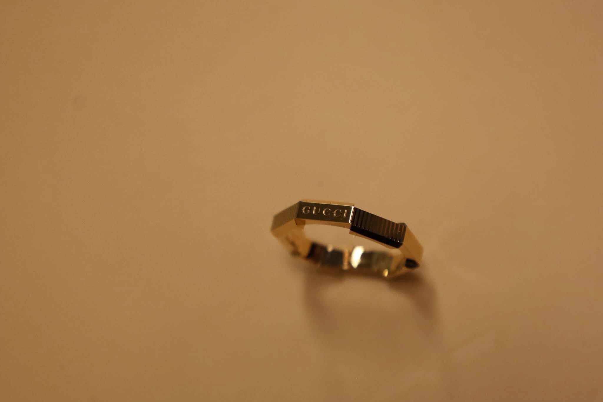 GUCCI 18K RING SIZE 12