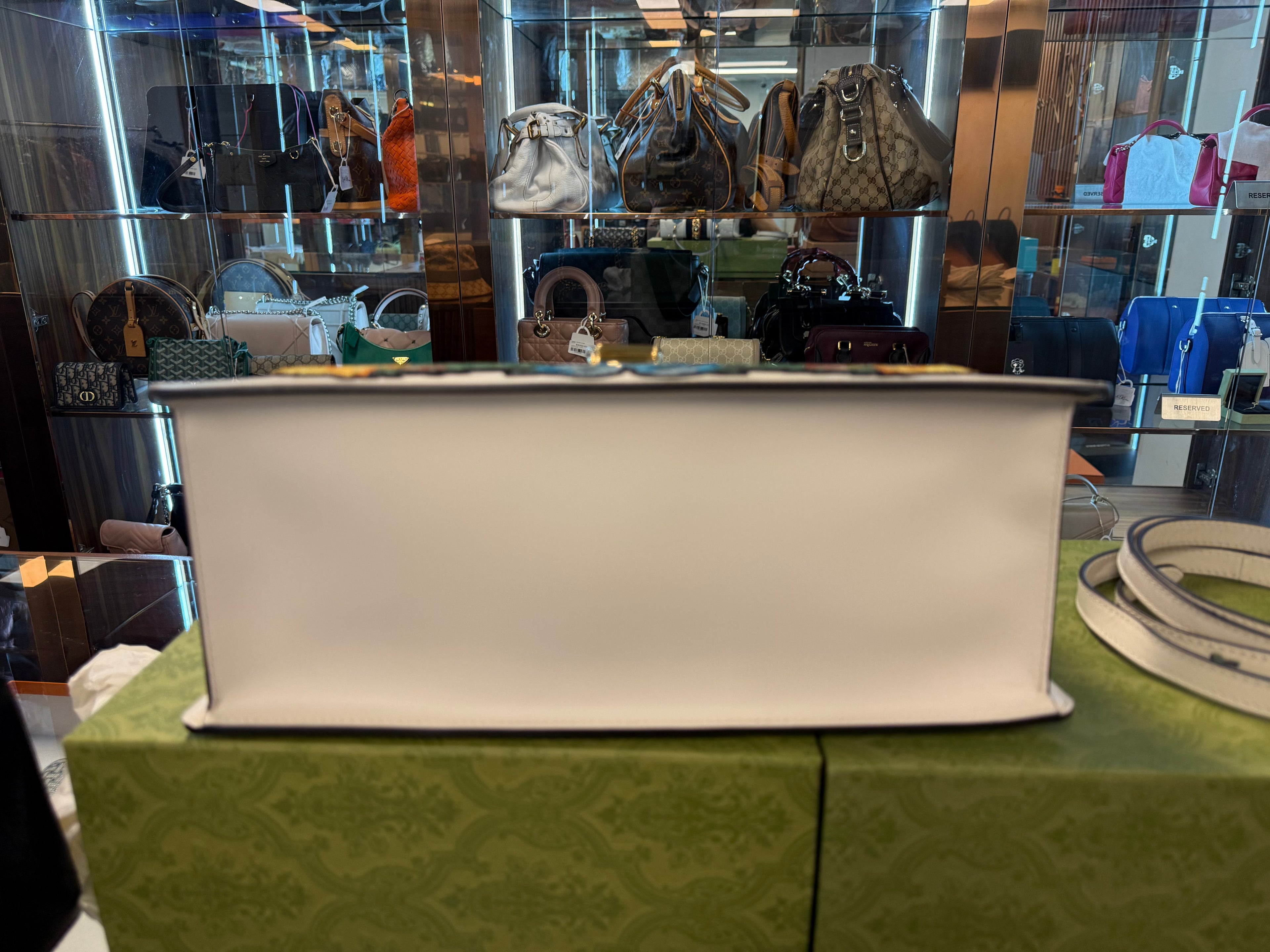 WHITE CLASKIN FLORAL EMBROIRED M TOP HANDLE