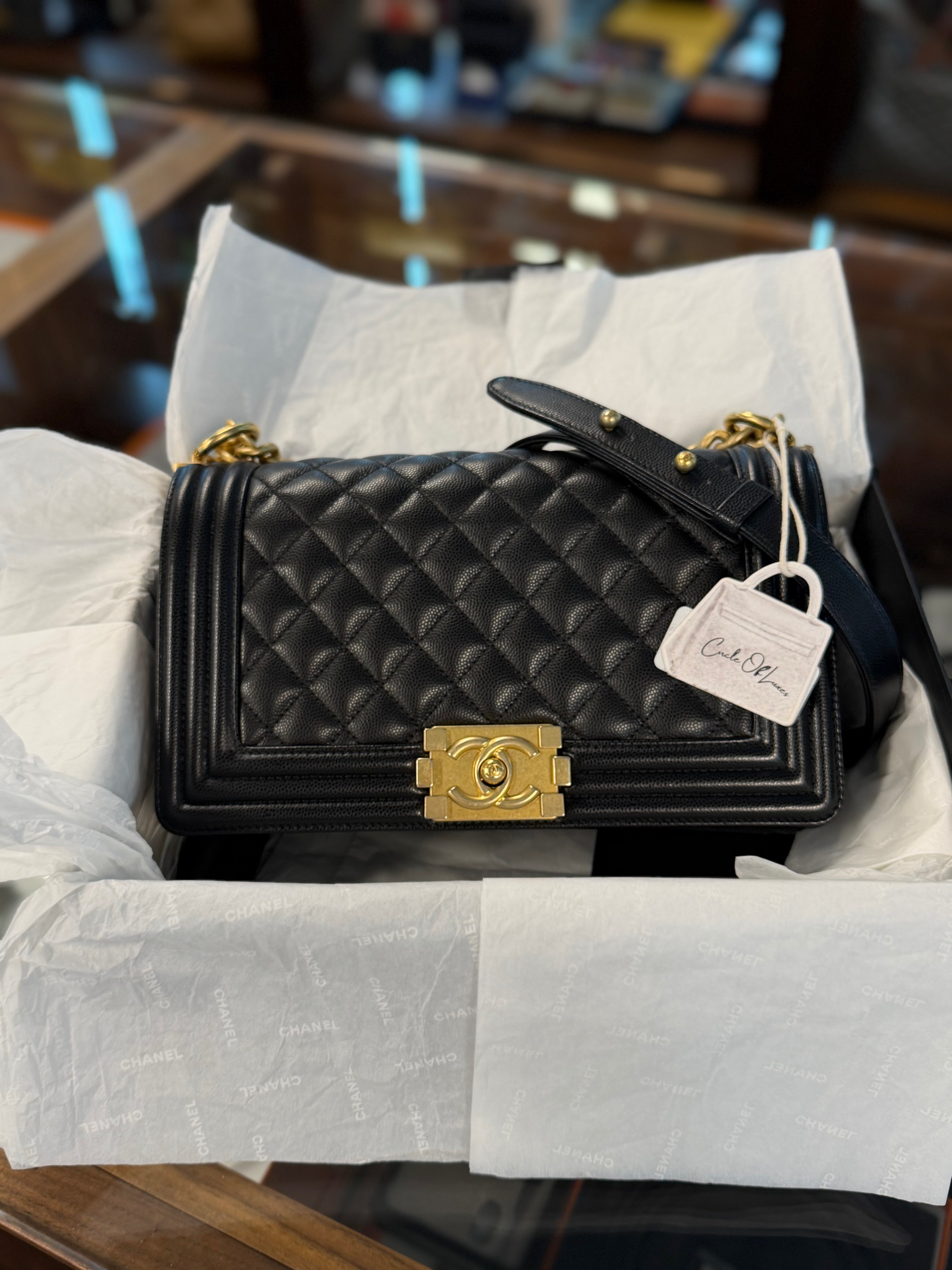 CHANEL OLD MEDIUM BOY BLACK CAVIAR GHW
