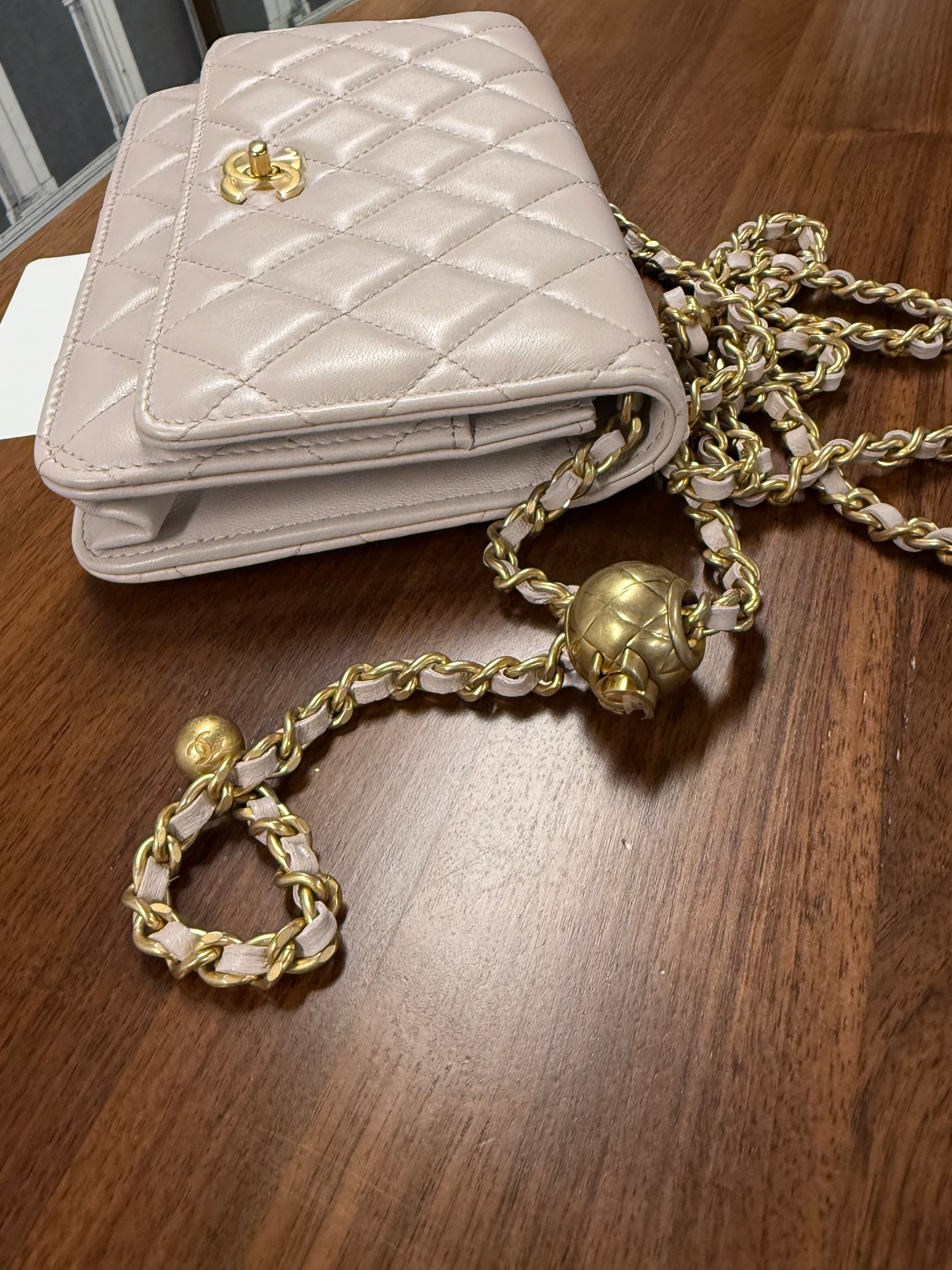 CHANEL WALLET ON CHAIN LILAC LAMBSKIN GBHW