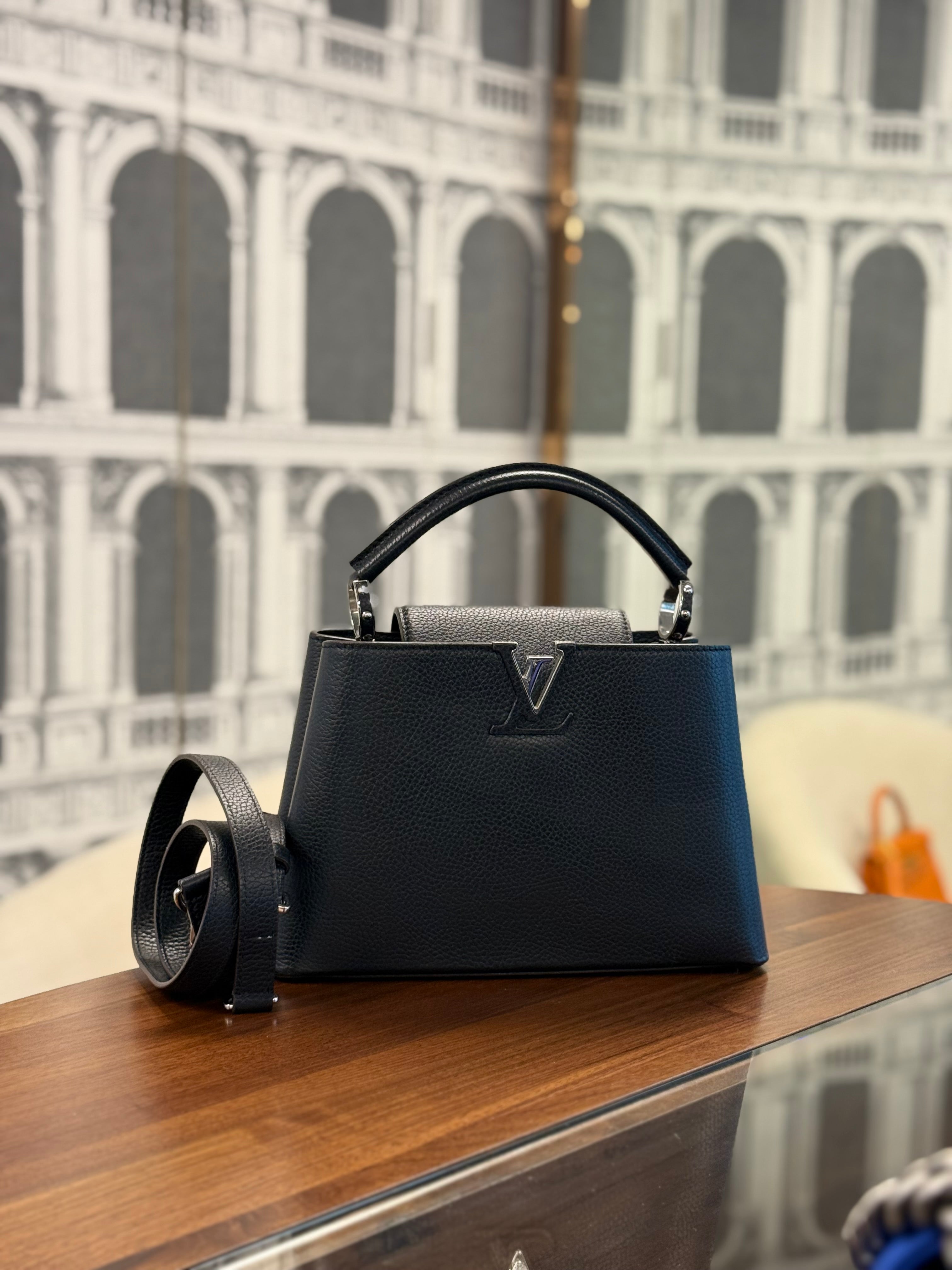 CHANEL CAPUCINES BB BLACK