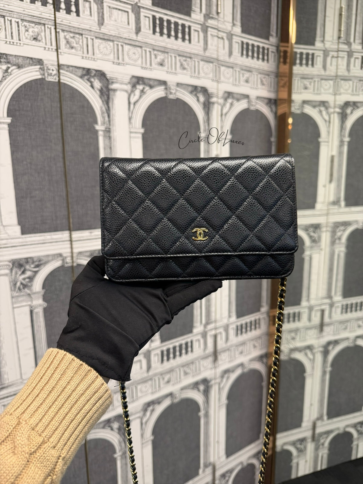 CHANEL WOC BLACK CAVIAR GHW (microchip)