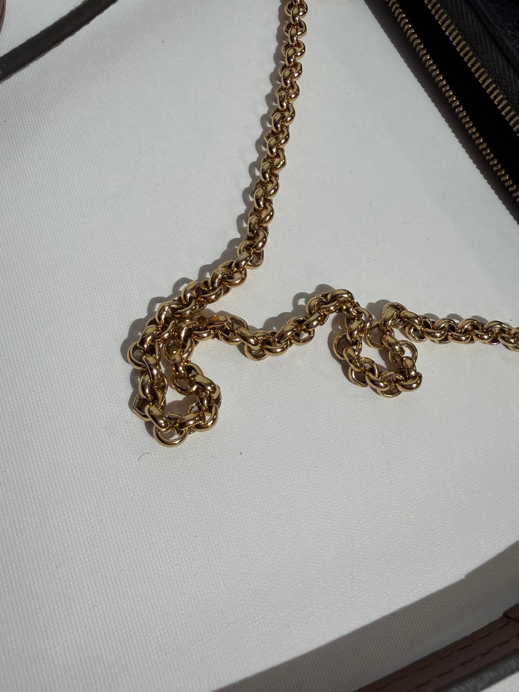LOUIS VUITTON PALLAS MONOGRAM /NOIR CLUTCH  2