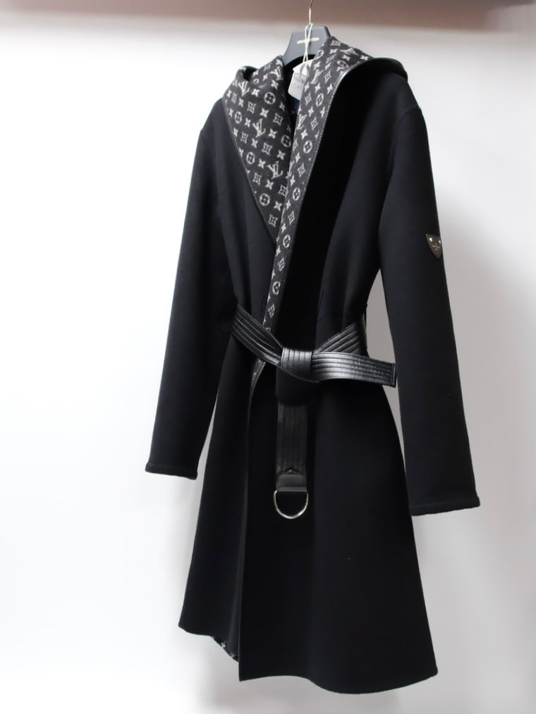 LOUIS VUITTON HOODED WRAP BLACK COAT SIZE 38