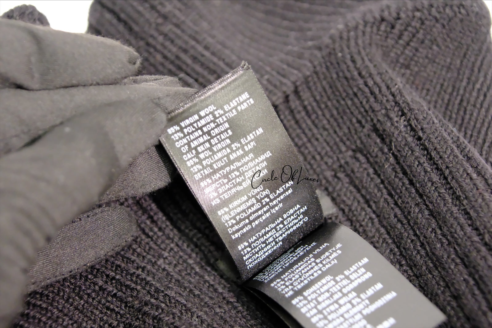 BLACK PRADA BEANNIE SIZE M VIRGIN WOOL