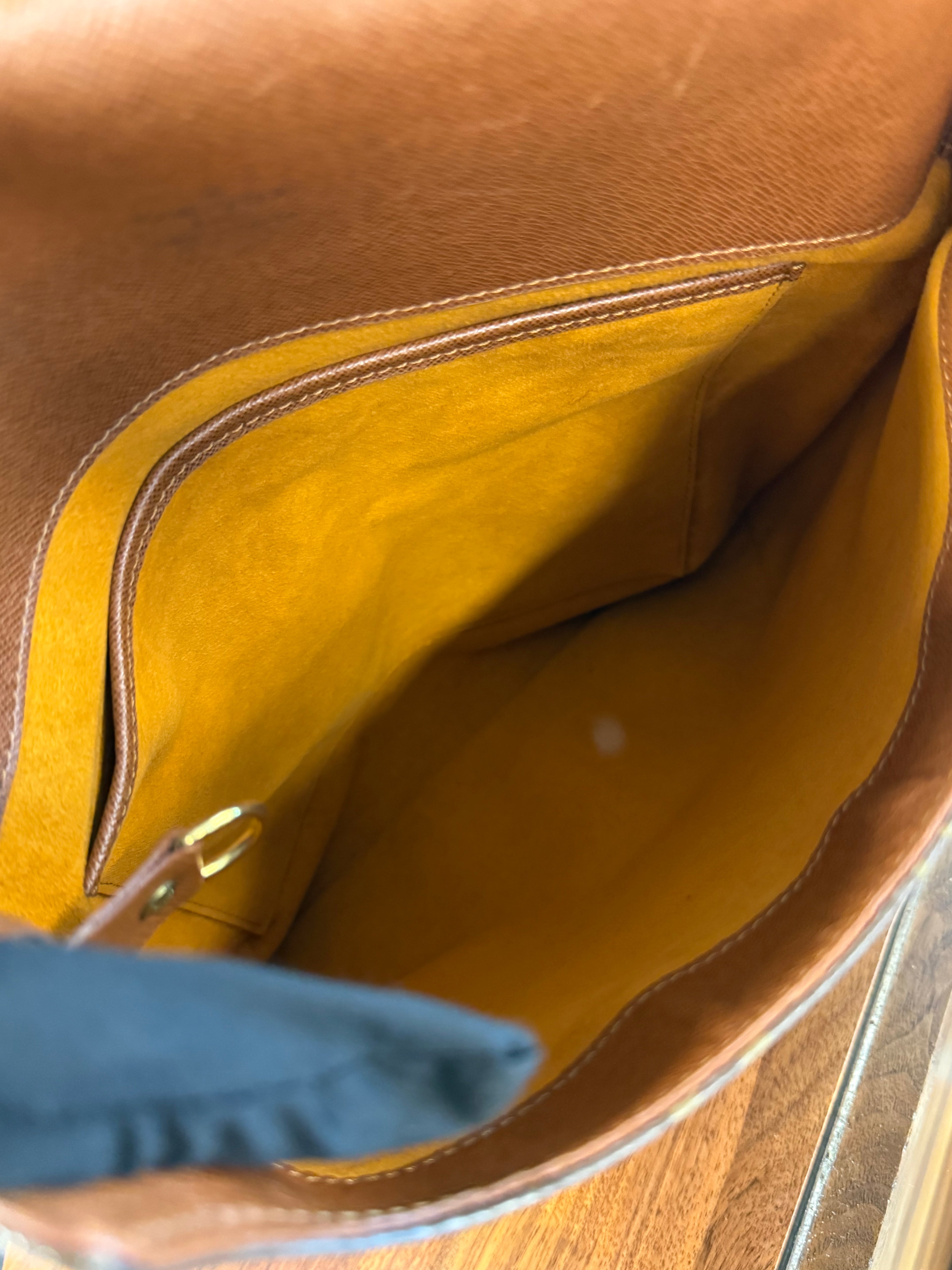 LOUIS VUITTON MUSETTE MESSENGER BAG