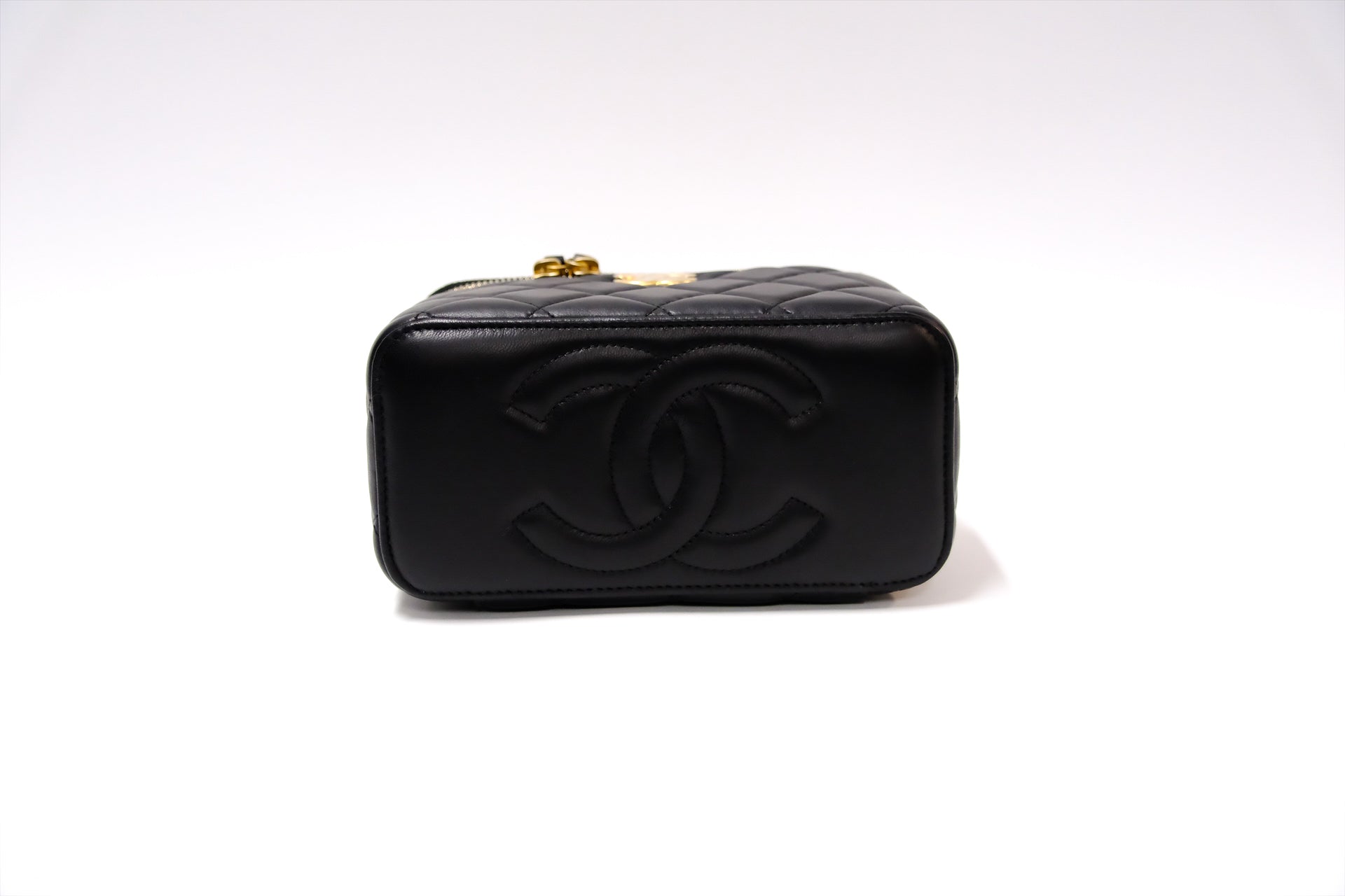 CHANEL CAMELIE CHARM BLACK LONG VANITY LAMSKIN GHW
