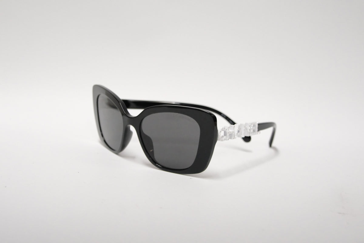 CHANEL SUNGLASS