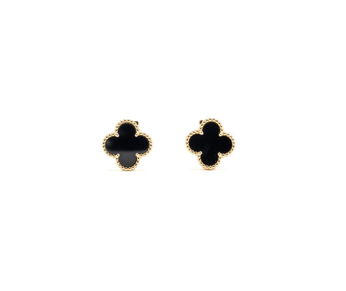 VAN CLEEF & ARPELS SWEET ALHAMBRA EARSTUDS ONYX YELLOW GOLD