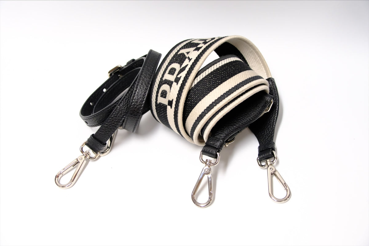PRADA SMALL LEATHER BAG SHW