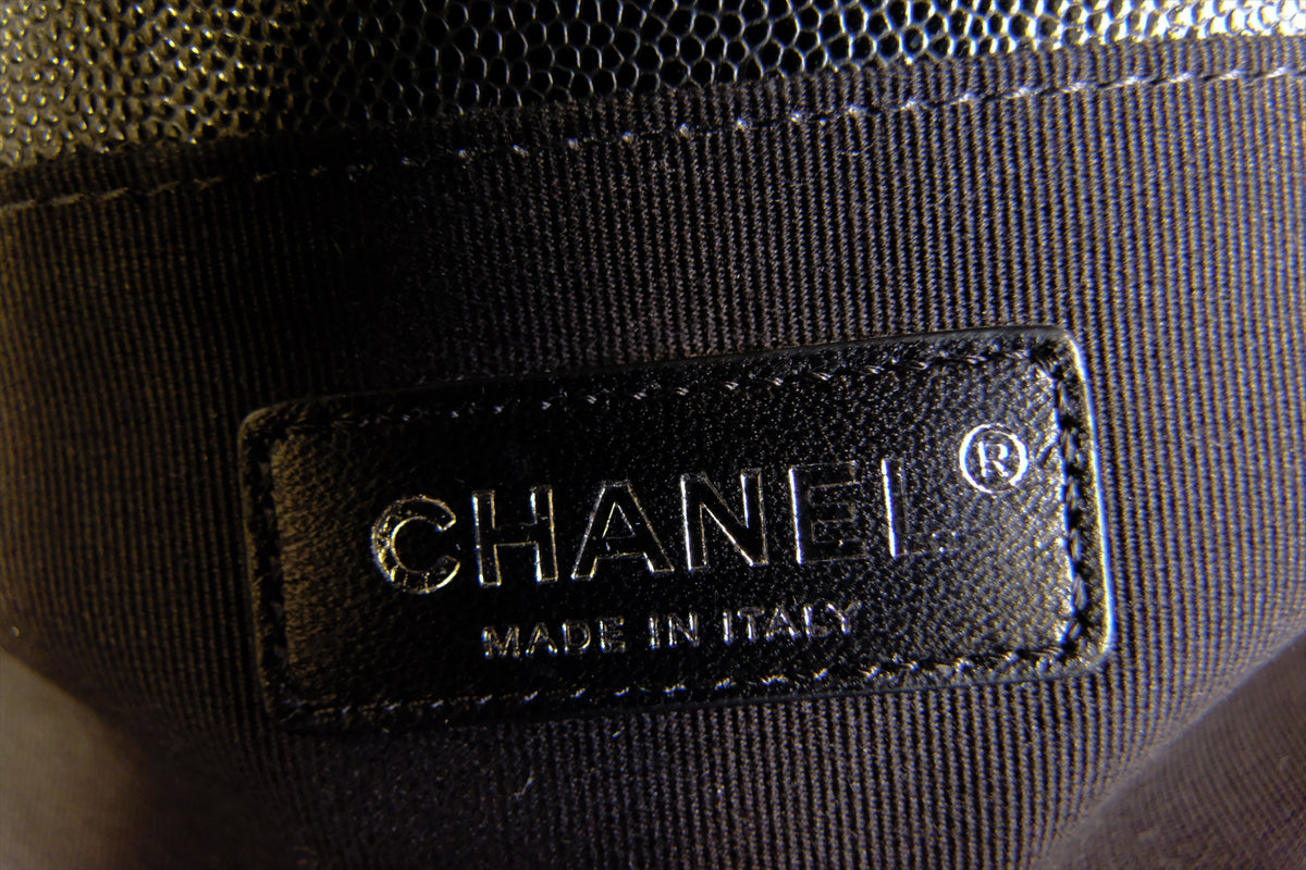 CHANEL OLD MEDIUM BOY CAVIAR RHW