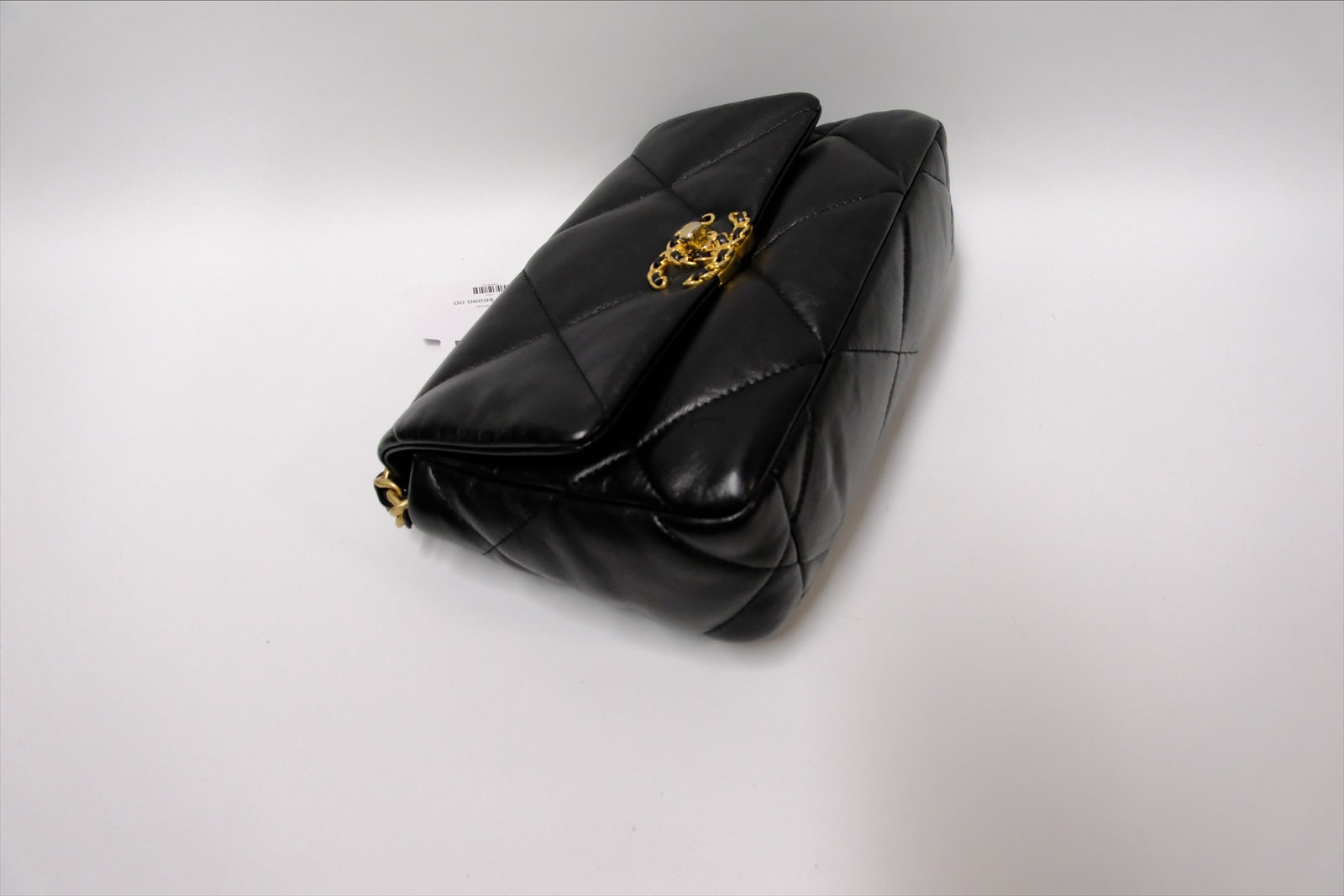 CHANEL C19 SMALL BLACK LAMSKIN