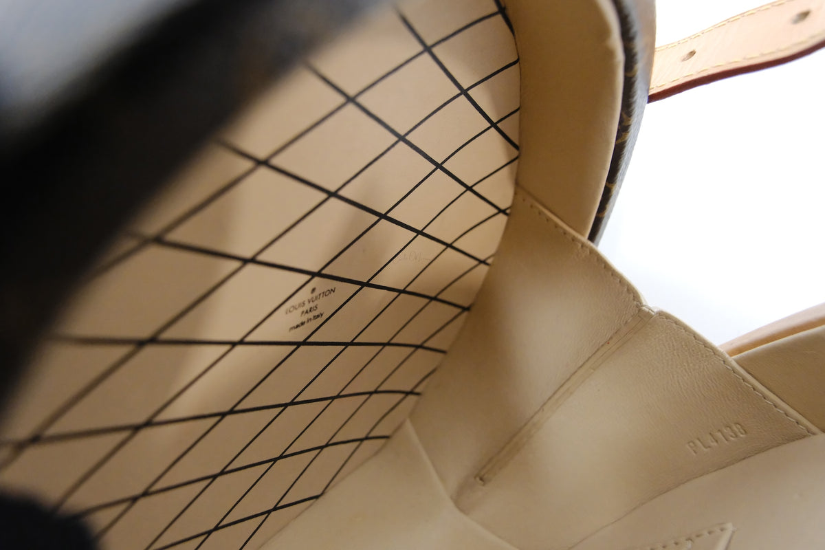 LOUIS VUITTON PETITE BOITE CHAPEAU MONOGRAM