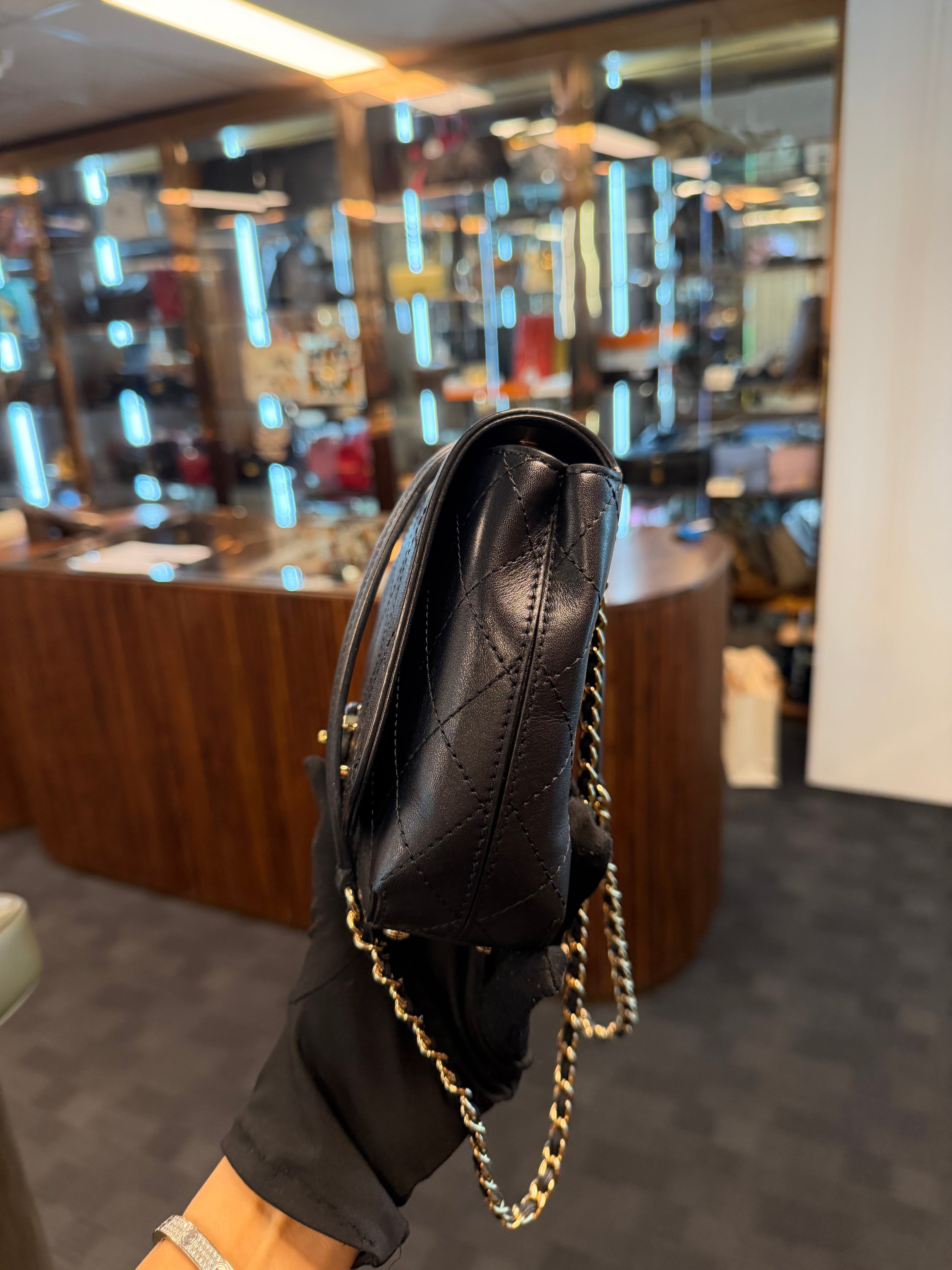 COVERED MATELASSE SMALL FLAP CLOSURE CHAIN CALFSKIN