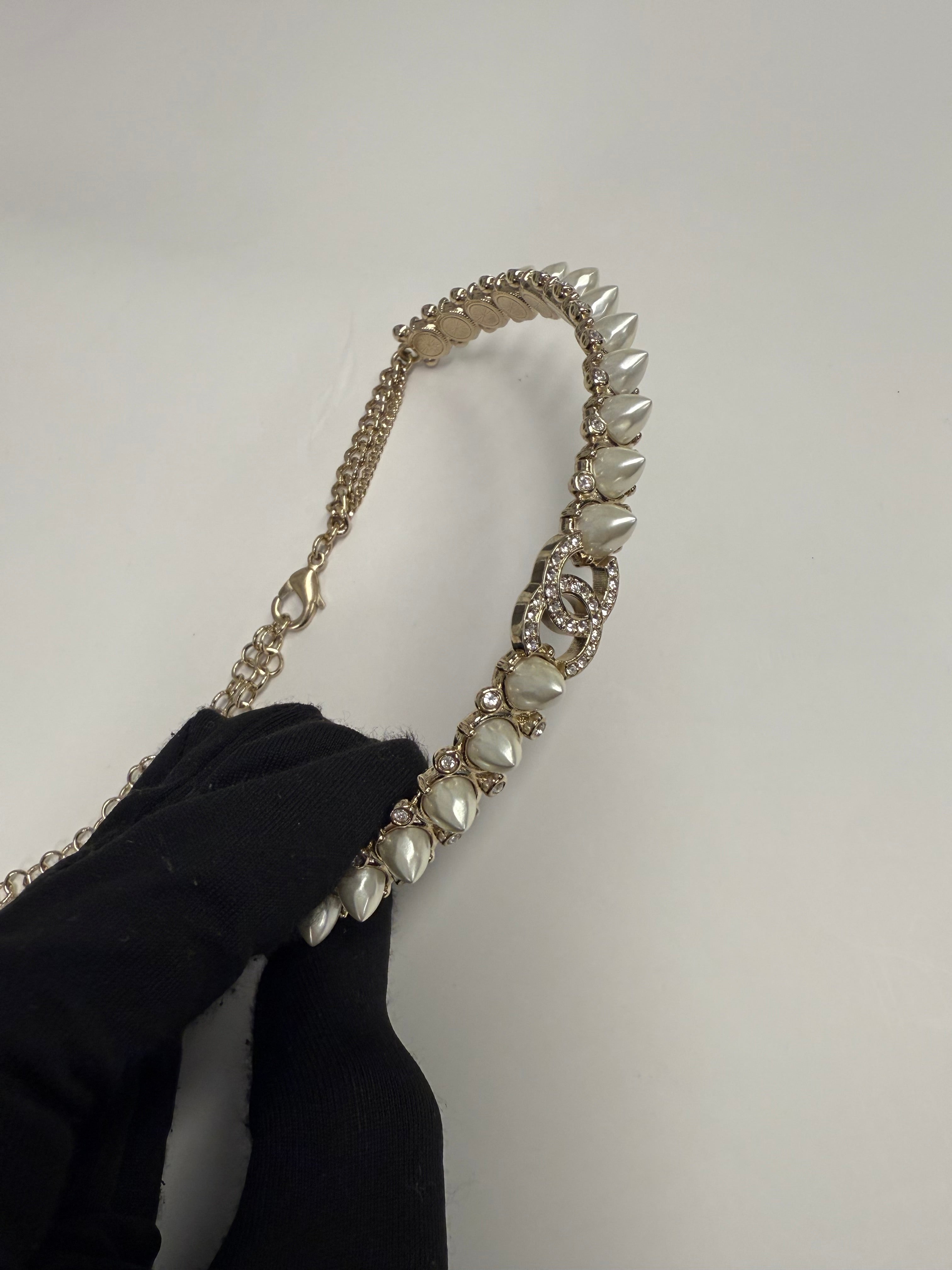 CHANEL COCO MARK A22C CHOKER  PEARL CHAMPAGNE GOLD