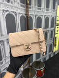 CHANEL LIKE A WALLET LIGHT PINK CAVIAR PALE GOLD HARDWEAR .