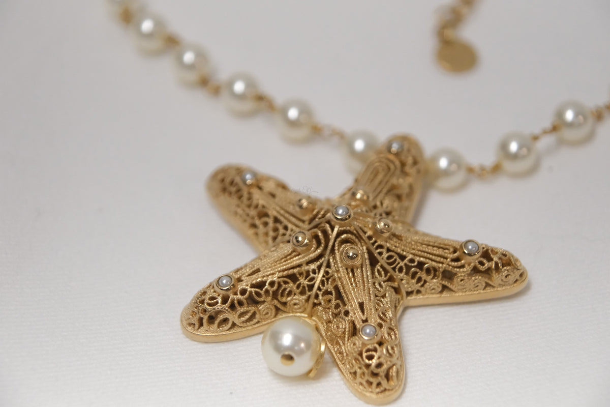 DIOR STARFISH FAUX PEARL NECKLACE