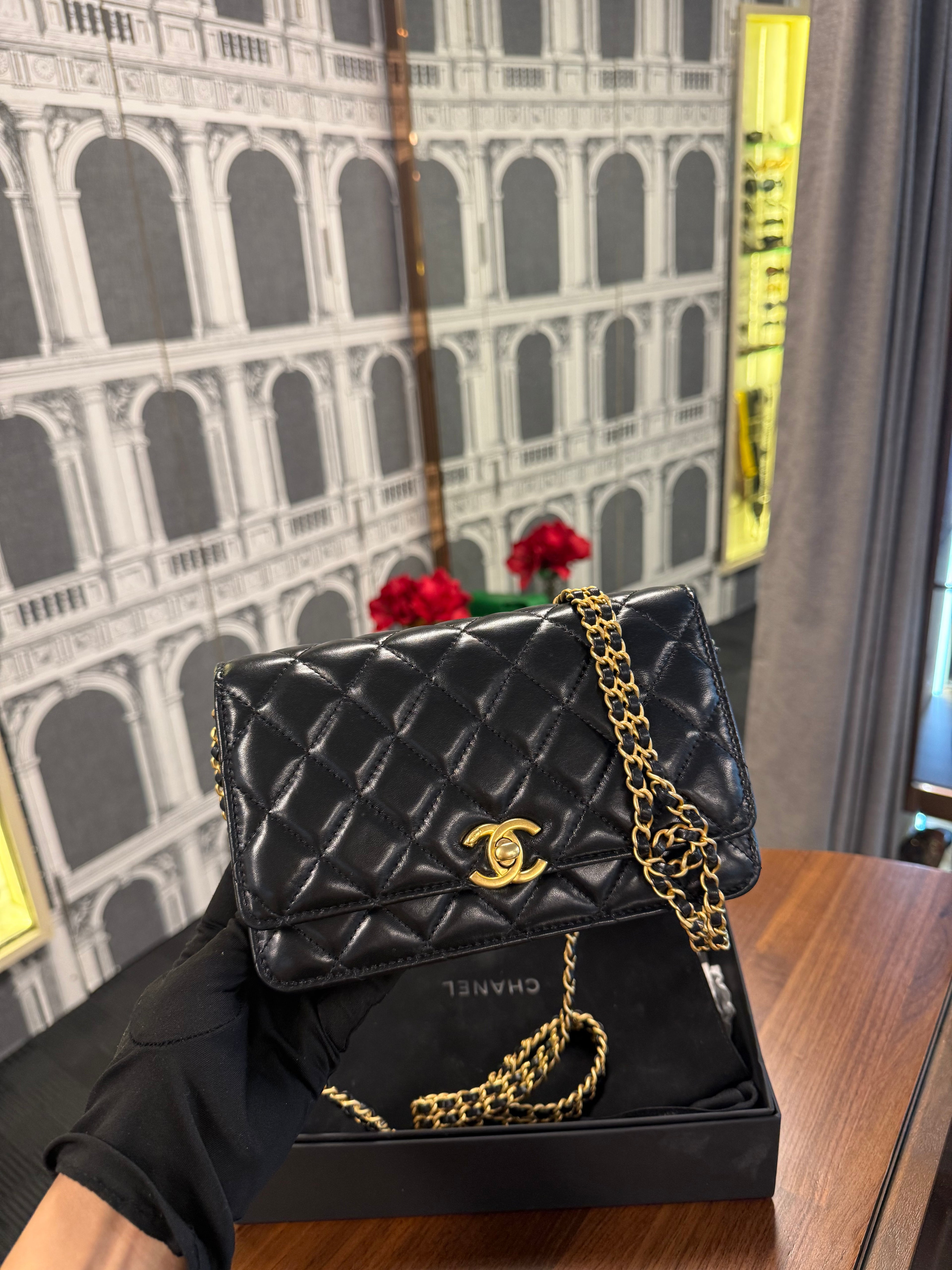 CHANEL BLACK WALLET ON CHAIN SEASONAL GHW