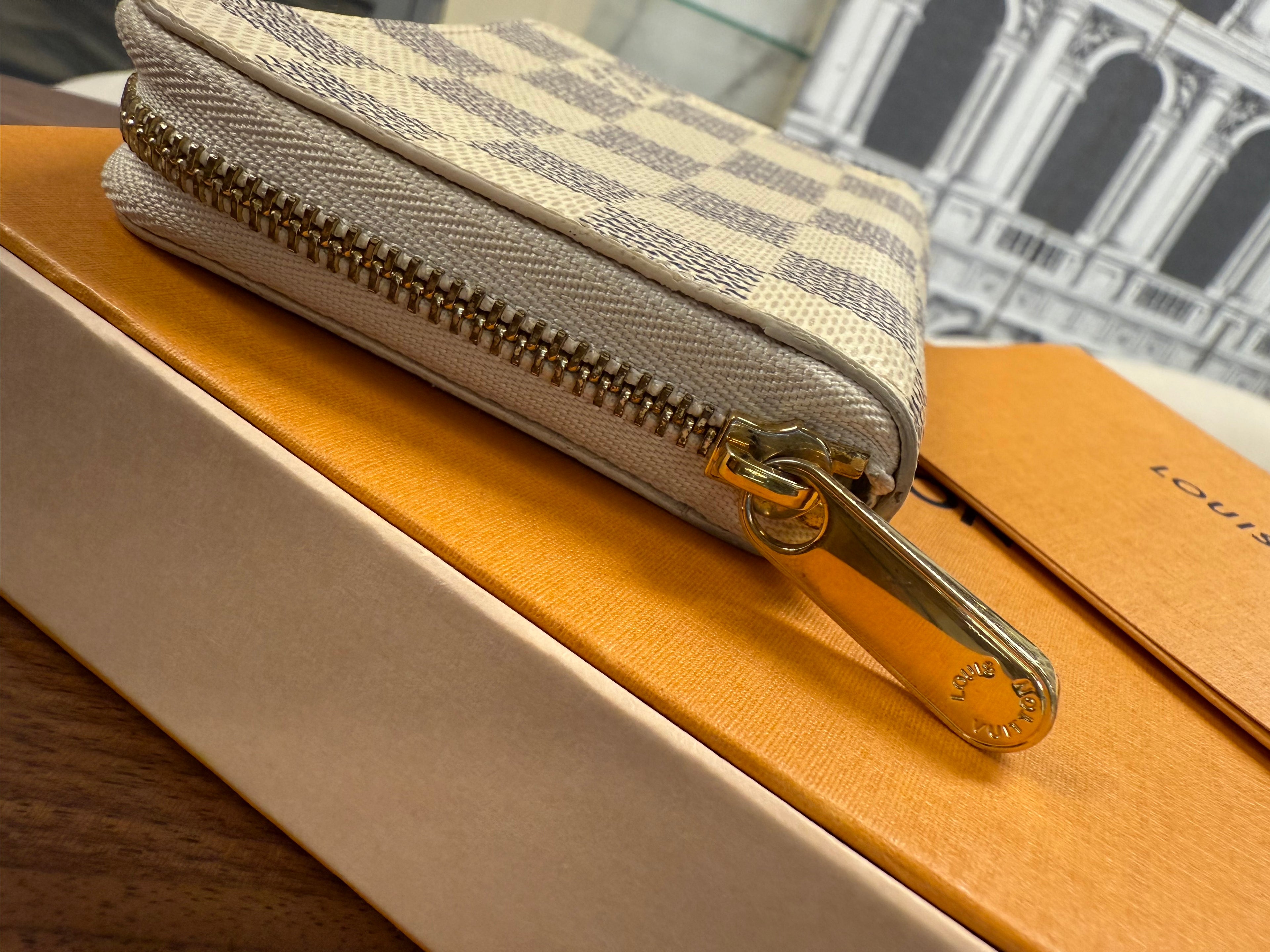 LOUIS VUITTON ZIPPY COIN PURSE DAMIER AZUR