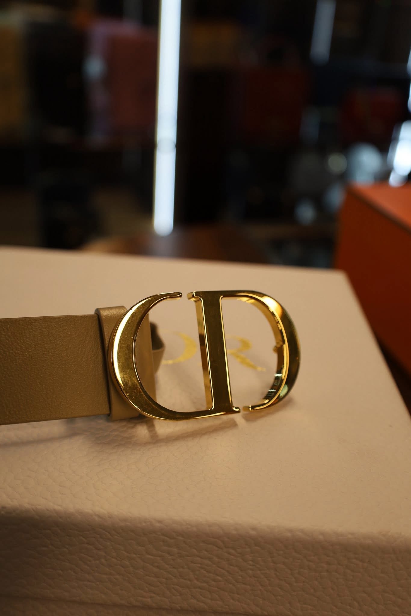 DIOR LEATHER BELT SIZE 75 GHW